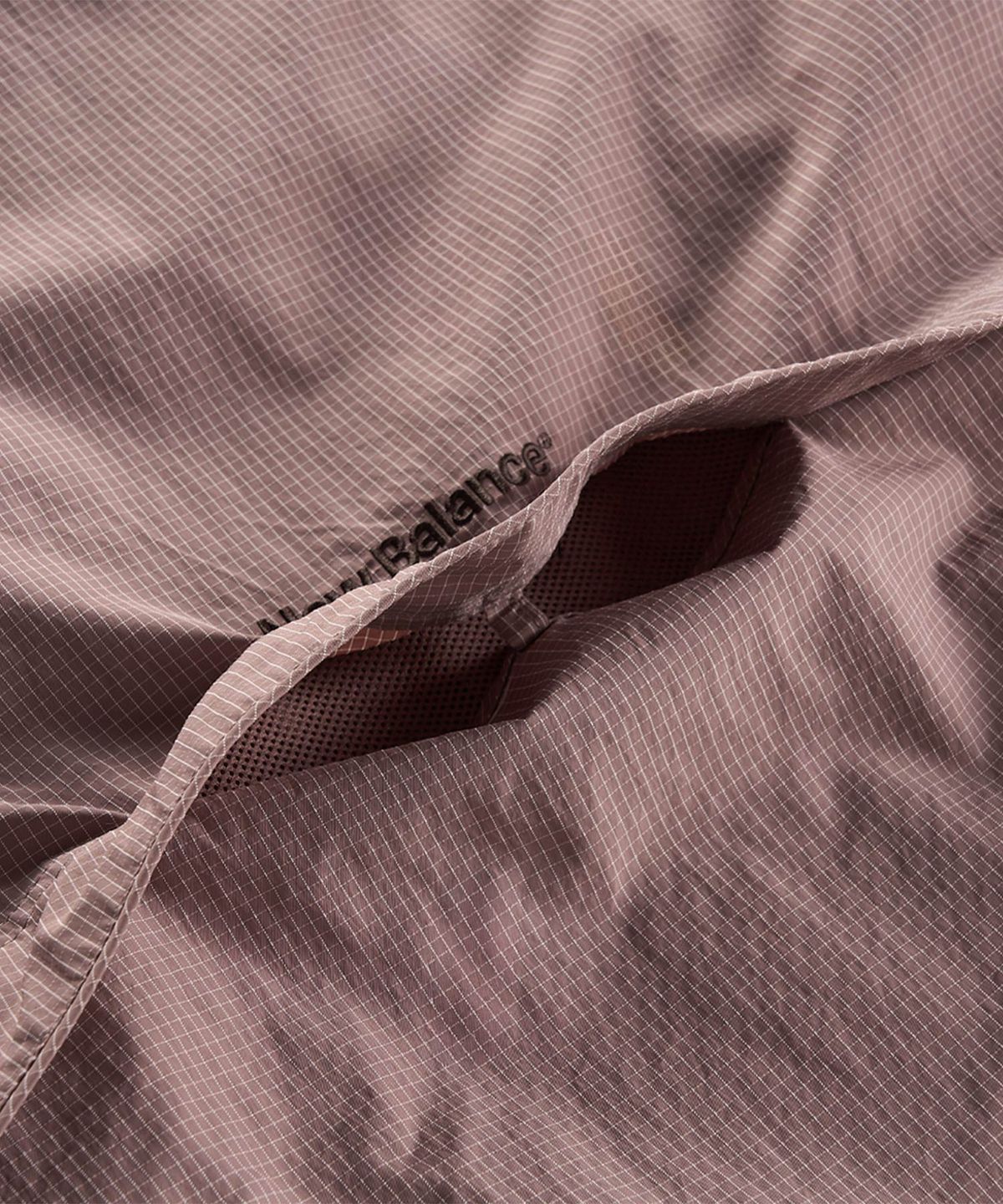 뉴발란스(NEW BALANCE) NBNAG21303 / UNI 740 Shifted 우븐 자켓 (GRAY PINK)