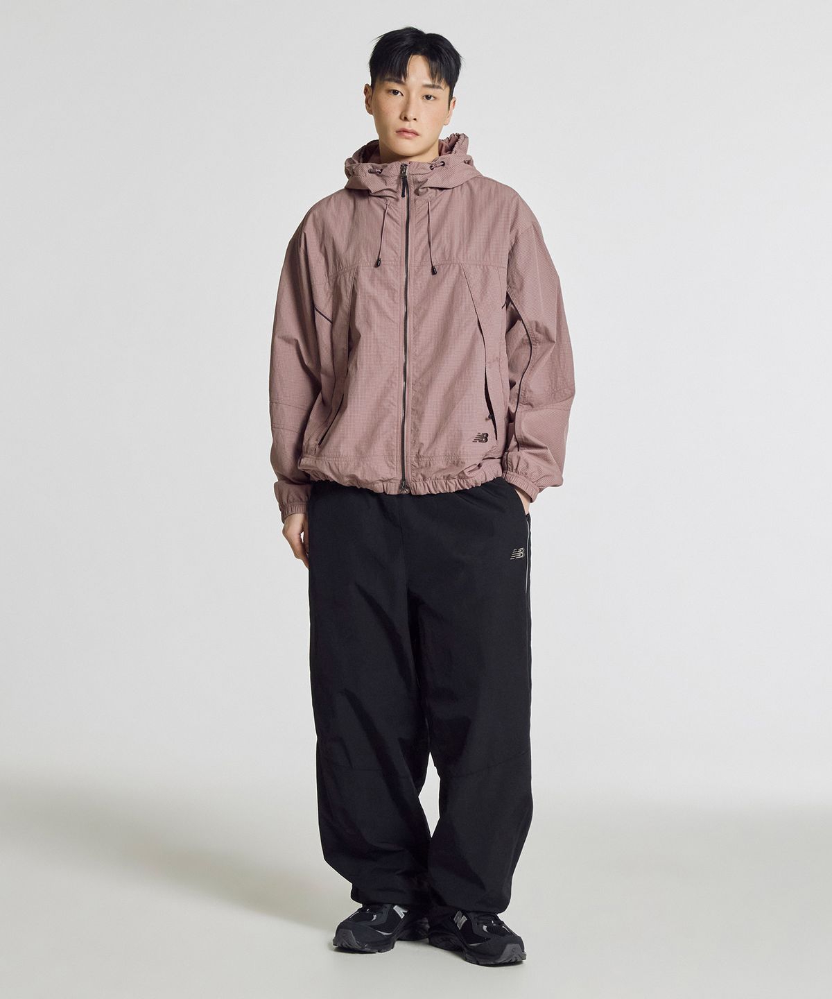 뉴발란스(NEW BALANCE) NBNAG21303 / UNI 740 Shifted 우븐 자켓 (GRAY PINK)