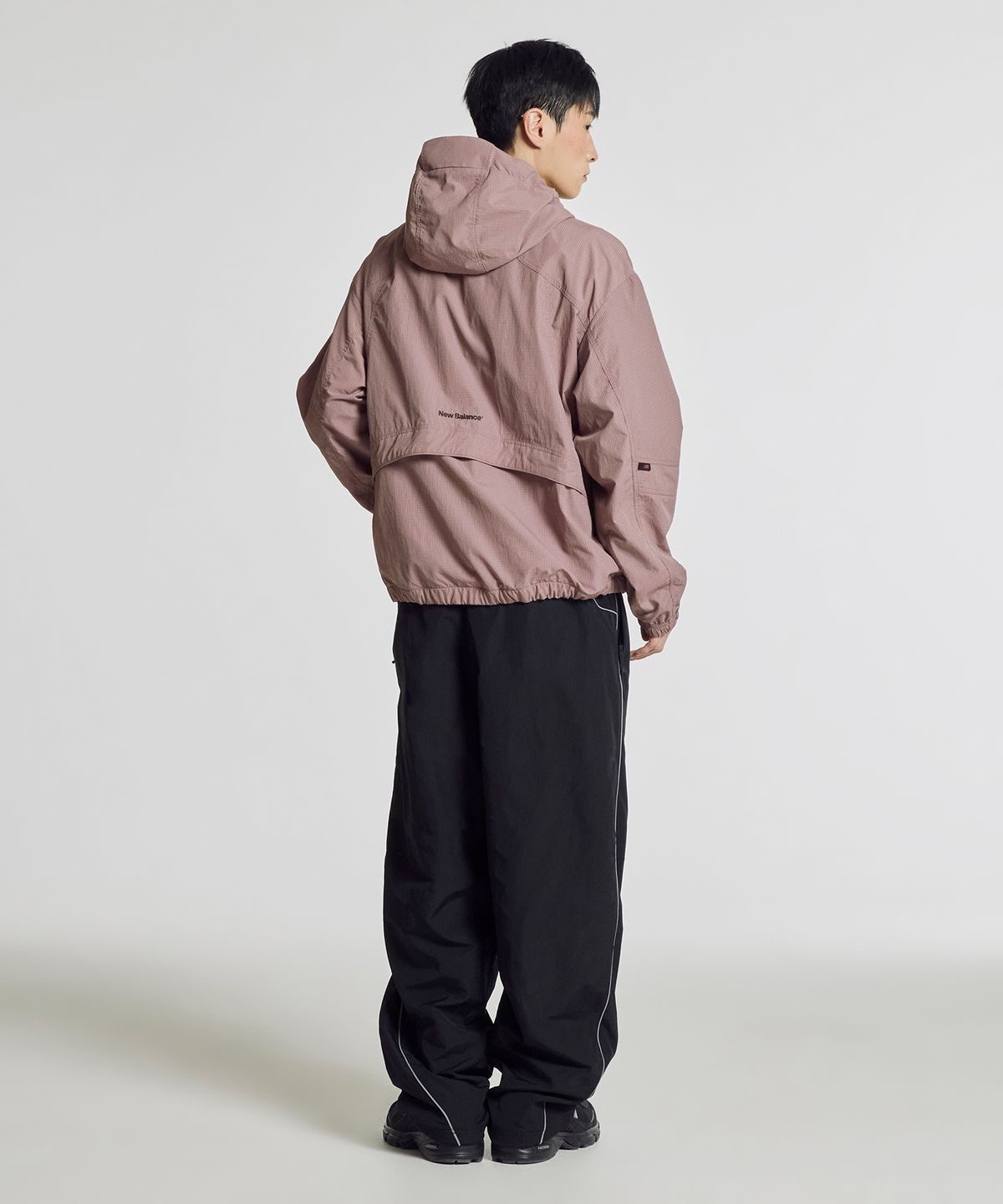 뉴발란스(NEW BALANCE) NBNAG21303 / UNI 740 Shifted 우븐 자켓 (GRAY PINK)