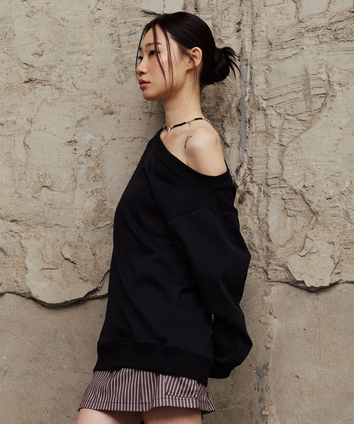 베테제(VETEZE) BGBB Stud Point Off Shoulder MTM (Black)