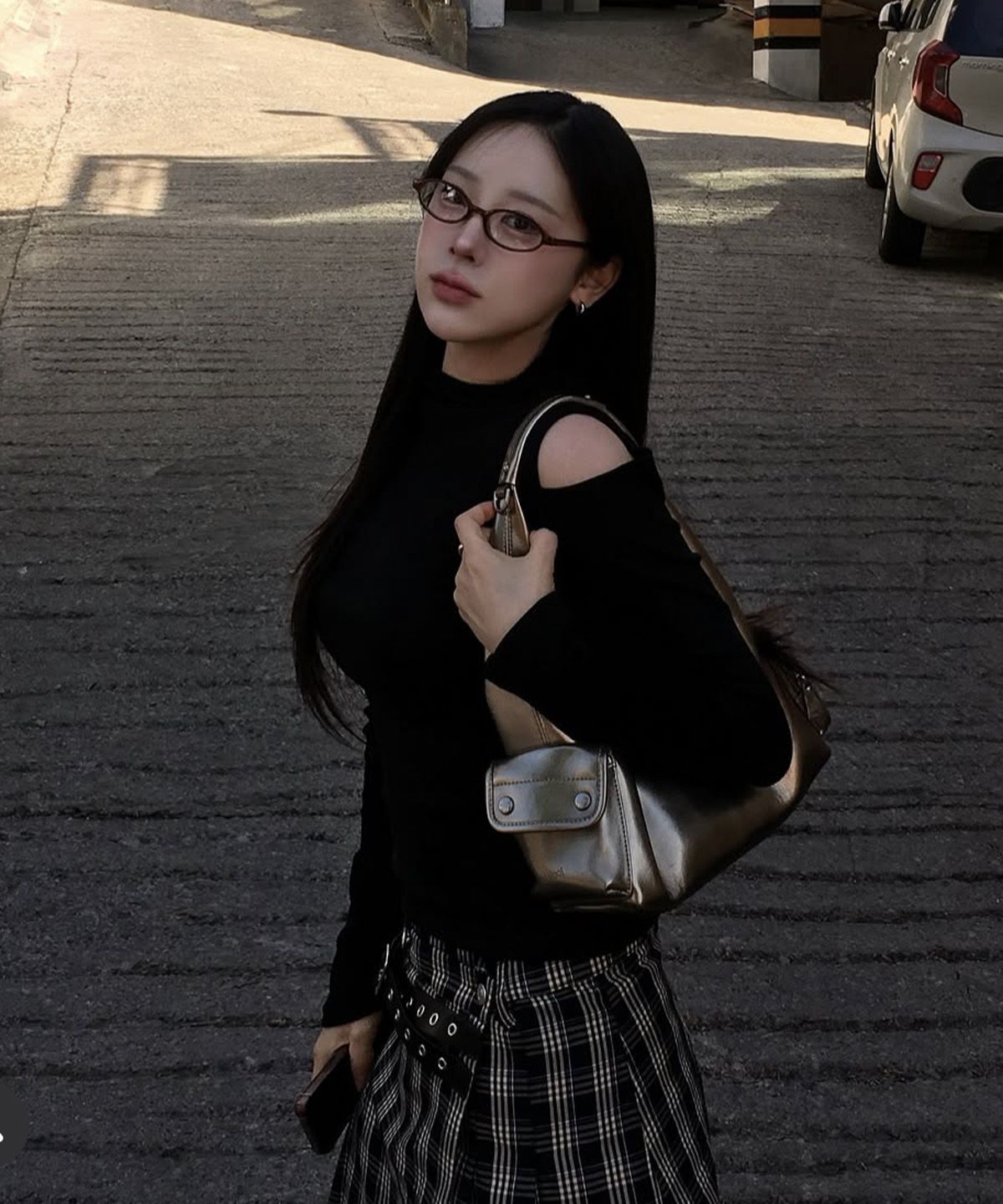 베테제(VETEZE) Karv Buckle Wrap Skirt (Black)