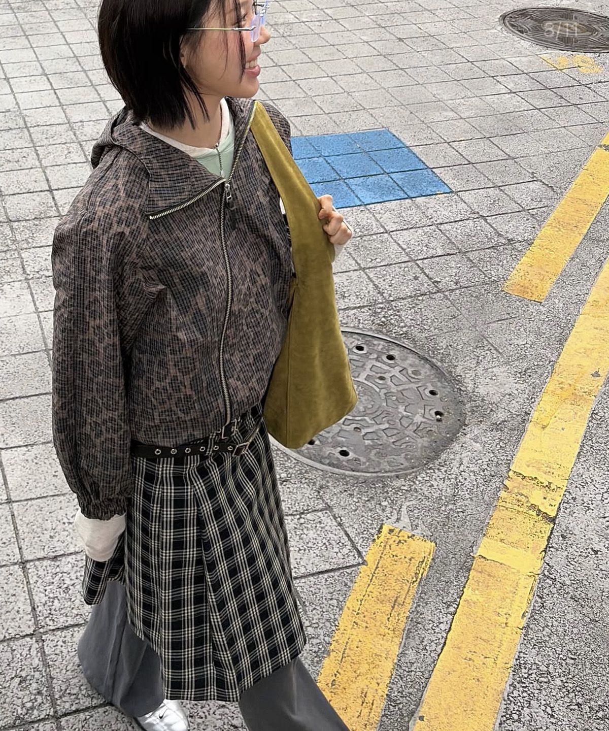 베테제(VETEZE) Karv Buckle Wrap Skirt (Black)