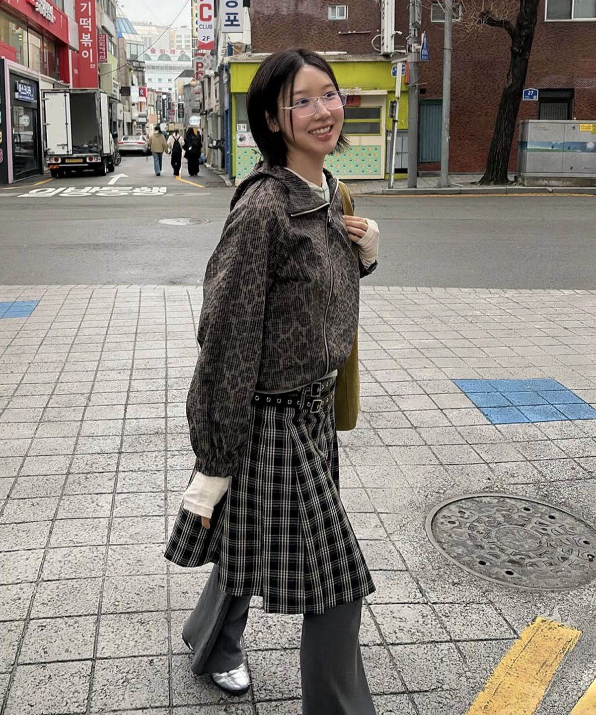 베테제(VETEZE) Karv Buckle Wrap Skirt (Black)