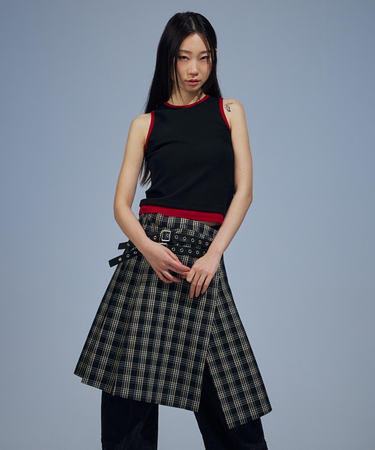 베테제(VETEZE) Karv Buckle Wrap Skirt (Black)