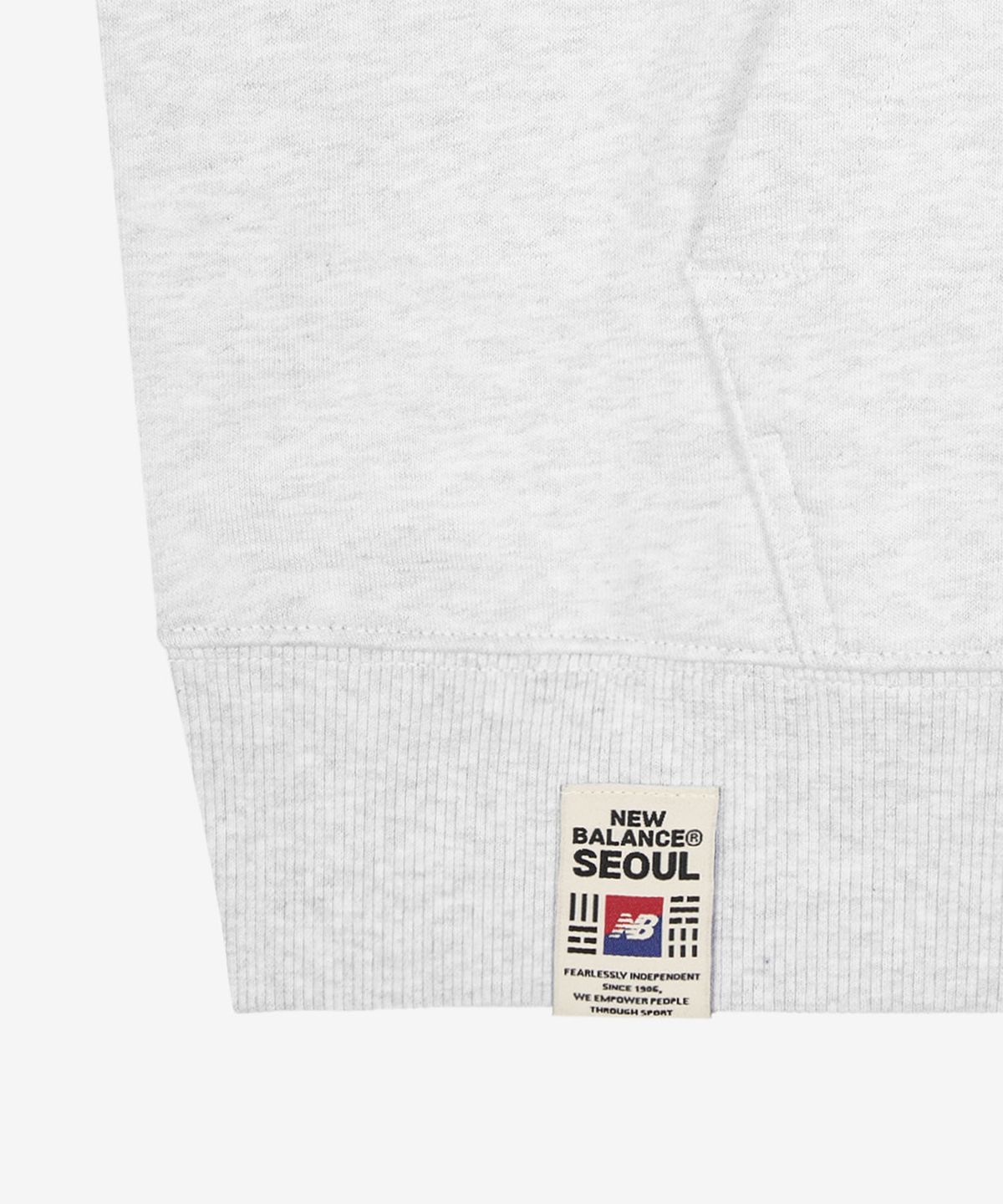 뉴발란스(NEW BALANCE) NBN0G2A013 / UNI NB 서울 글로벌 익스클루시브 후드티 (LIGHT GRAY)