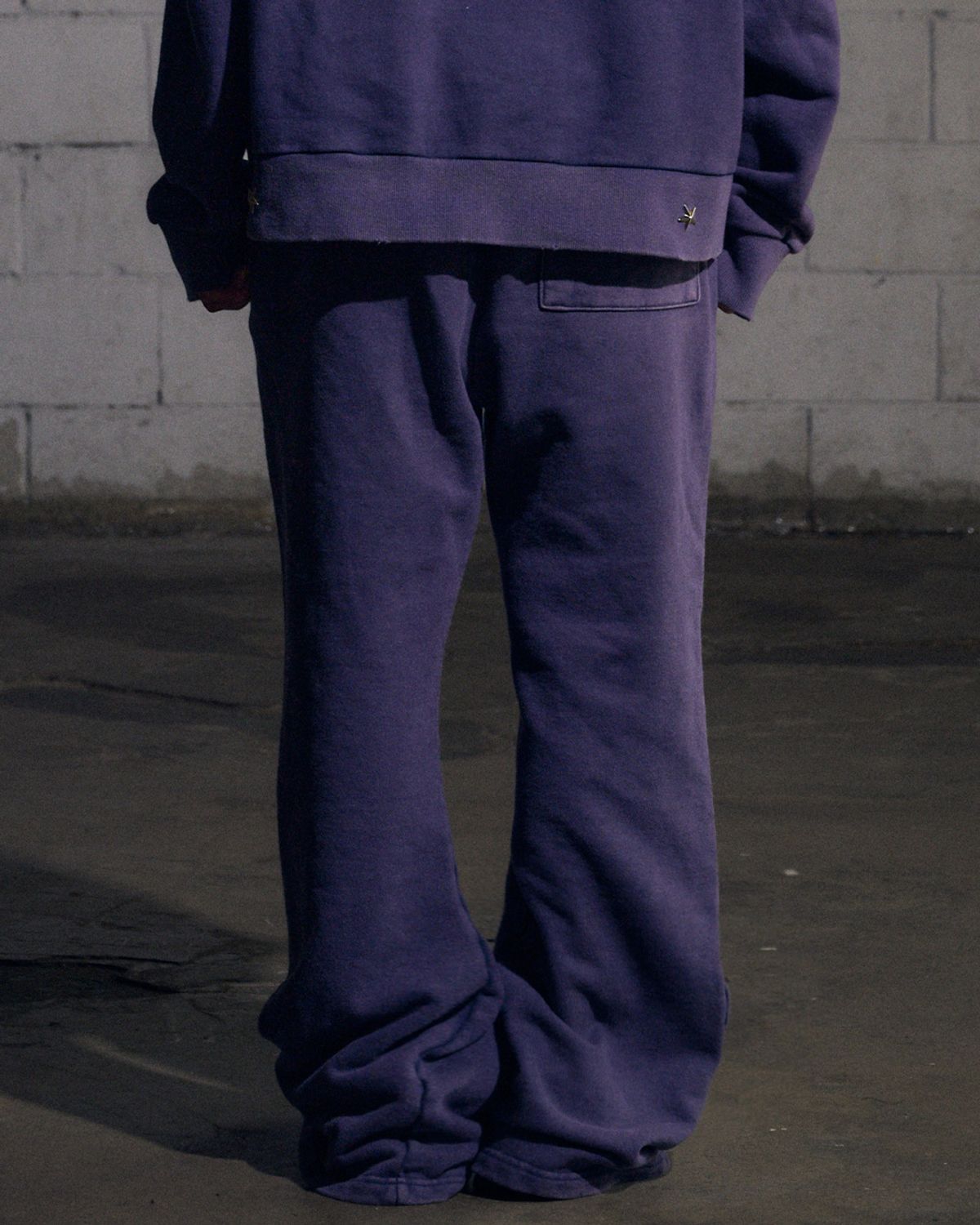 엔엔피스(NNPCS) NPC Washed Flared Sweat Pants (NAVY)