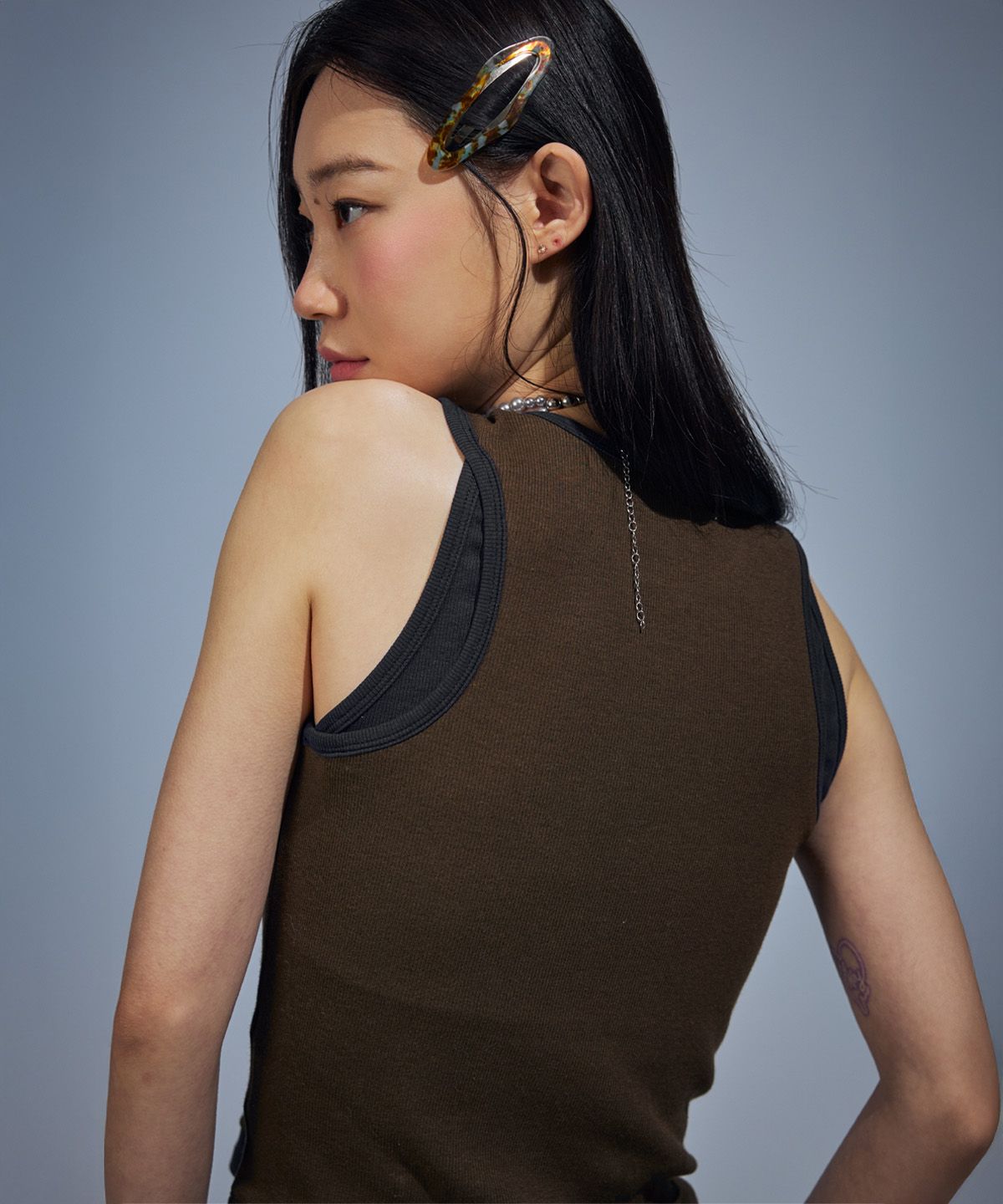 베테제(VETEZE) Slim Fit Layered Sleeveless (Khaki/N)