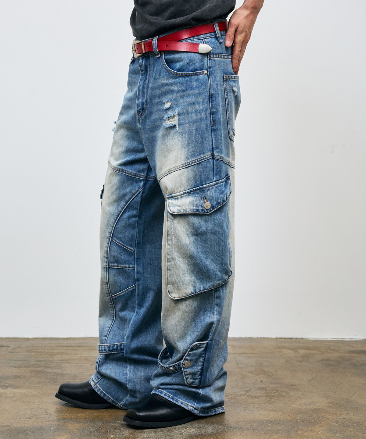 베테제(VETEZE) Washed Cargo Denim Detail Pants