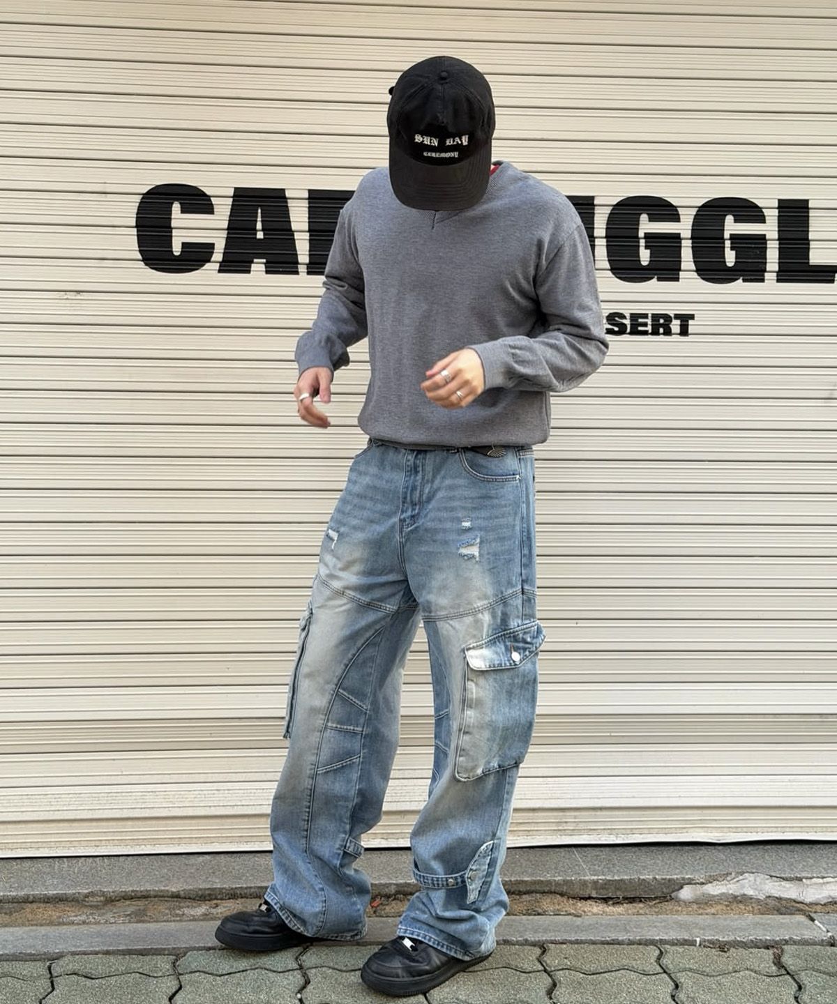 베테제(VETEZE) Washed Cargo Denim Detail Pants