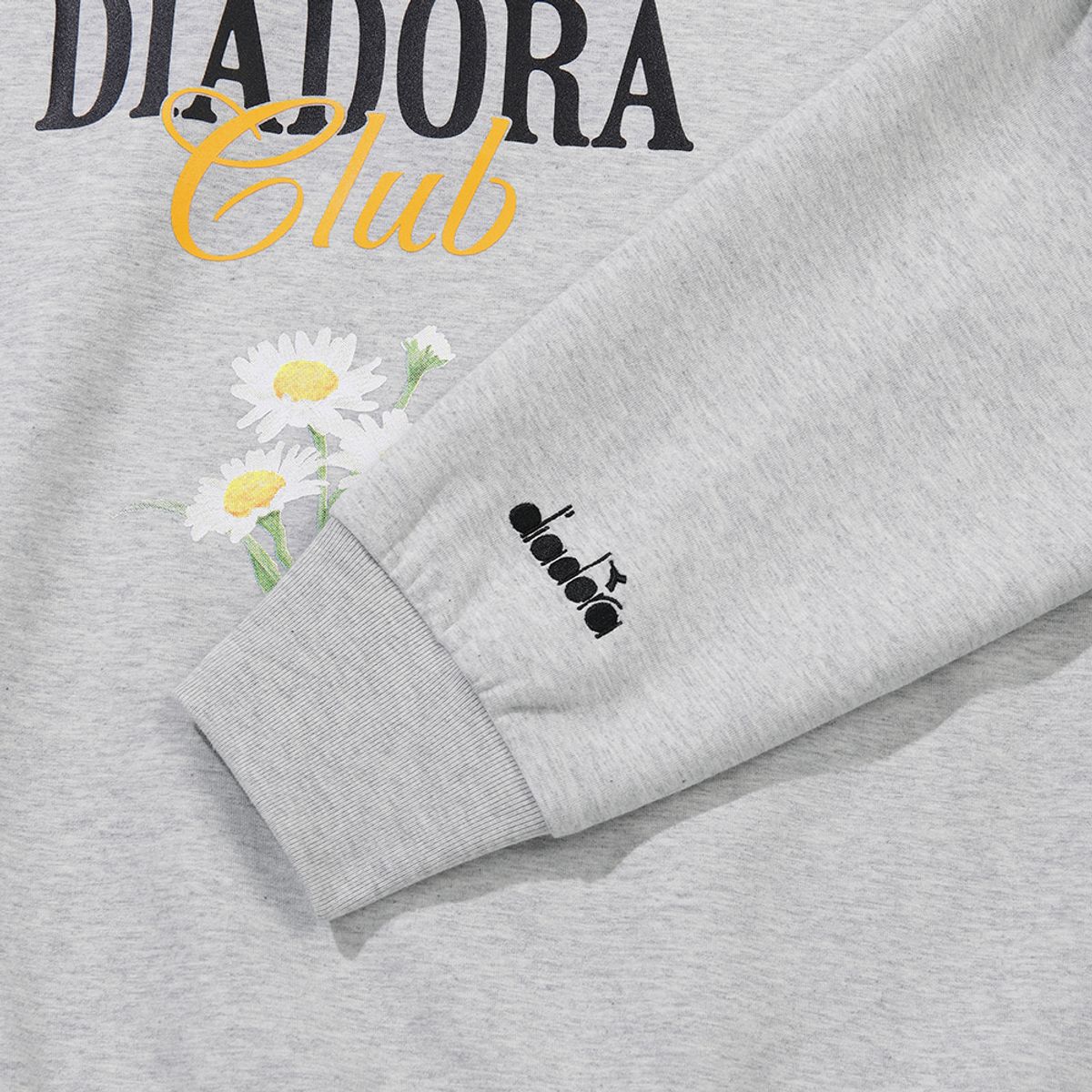 디아도라(diadora) 블루밍 맨투맨 우먼 멜란지그레이 MELANGE GREY