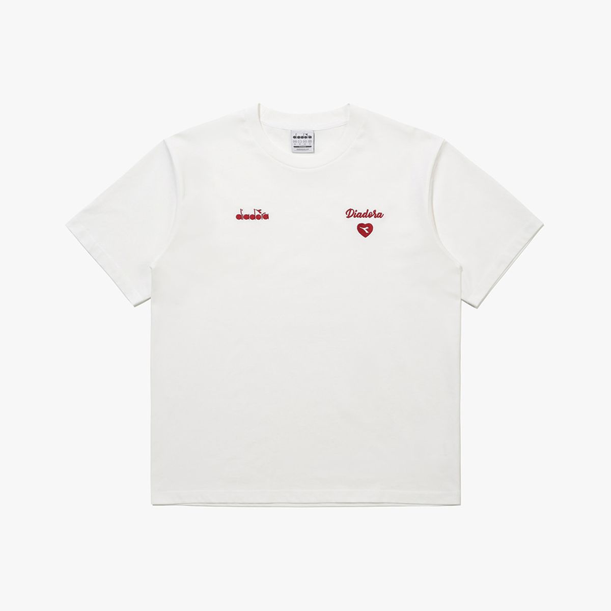 디아도라(diadora) 하트 로고 반팔 티셔츠 IVORY