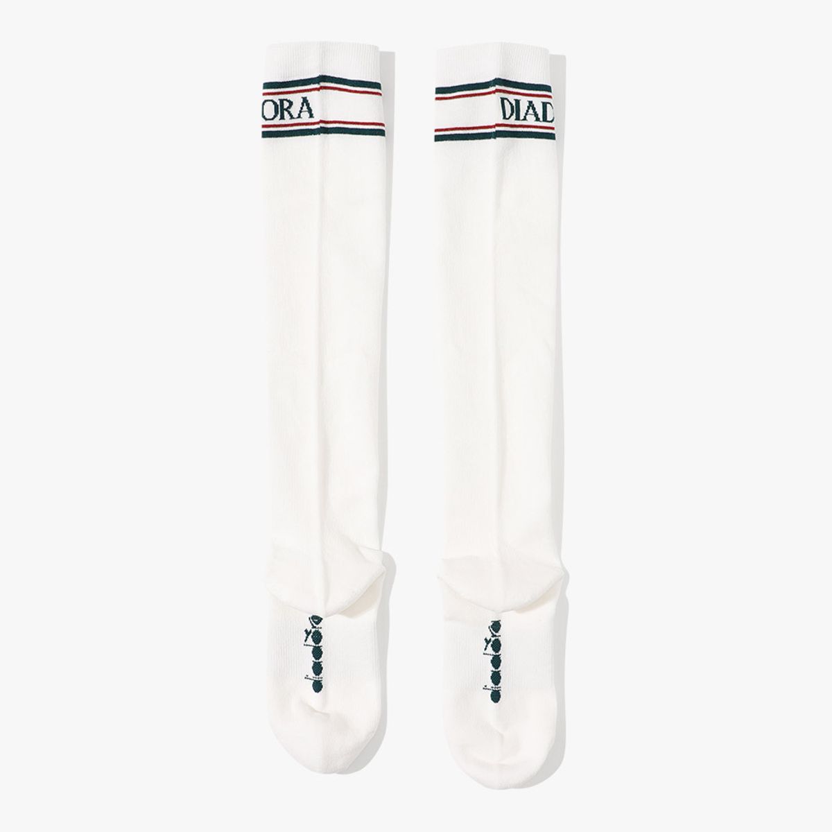 디아도라(diadora) 베이직 니삭스 화이트 WHITE