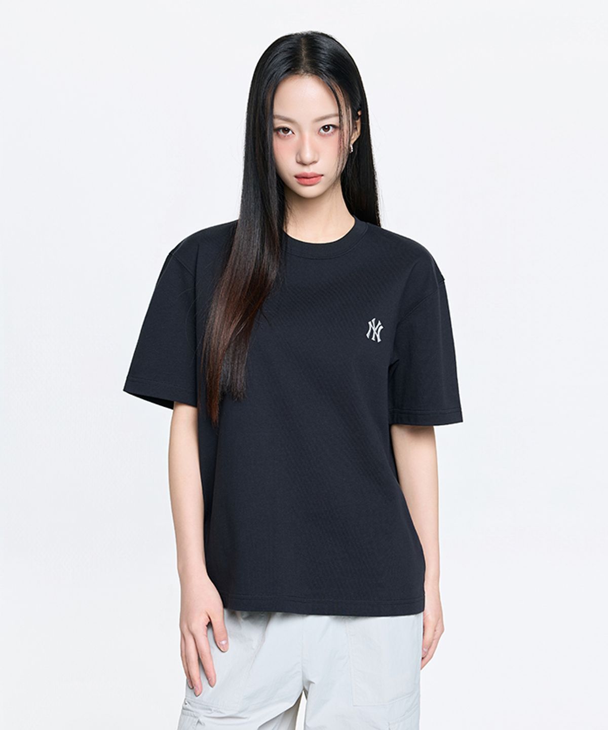 엠엘비(MLB) 베이직 헤비웨이트 오버핏 반팔 티셔츠 NY (Black)