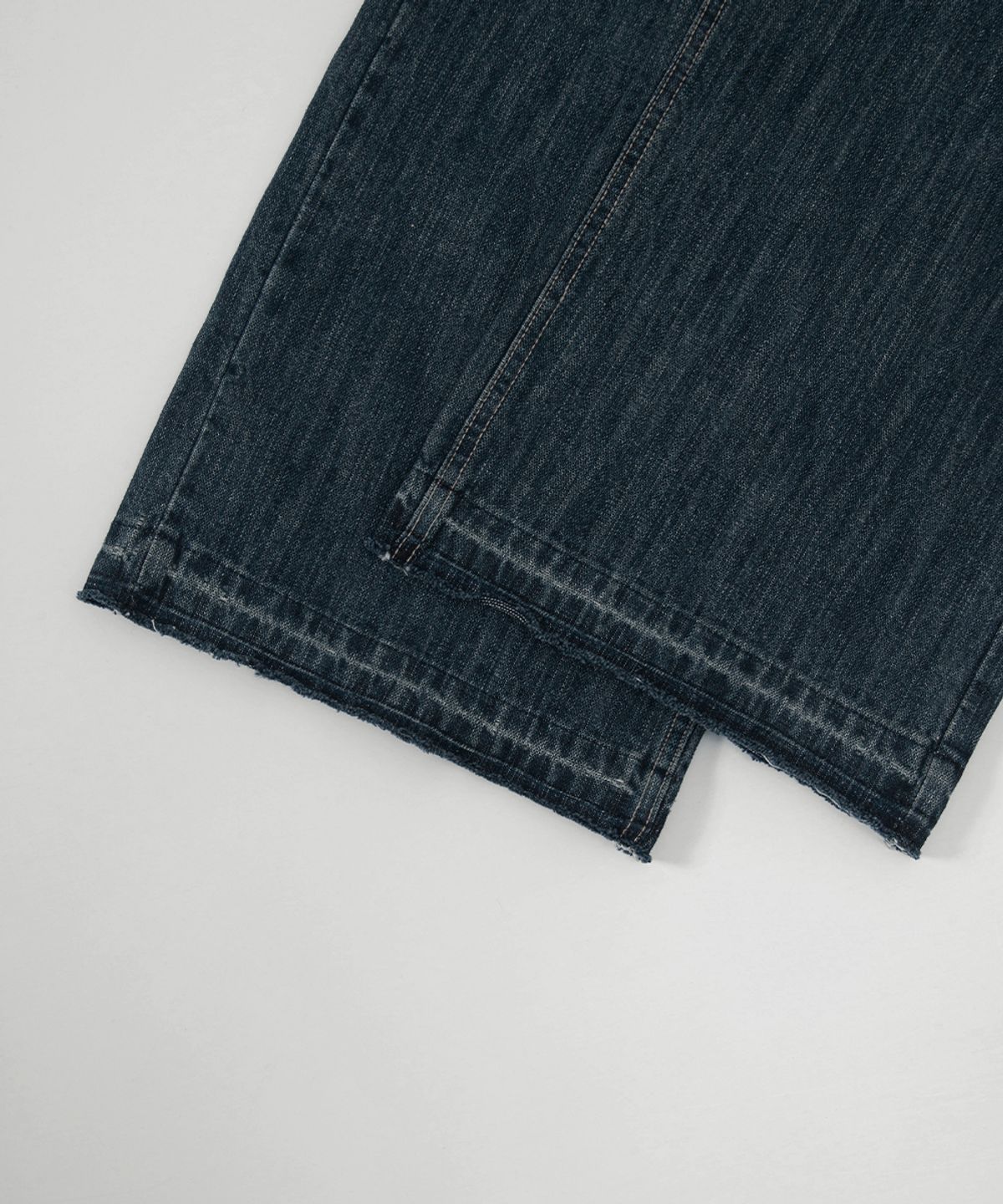 애즈온(ASON) FADE DENIM WASHING PANTS / BLUE