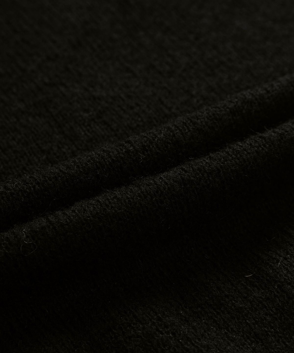 애즈온(ASON) MAZE KNIT / BLACK