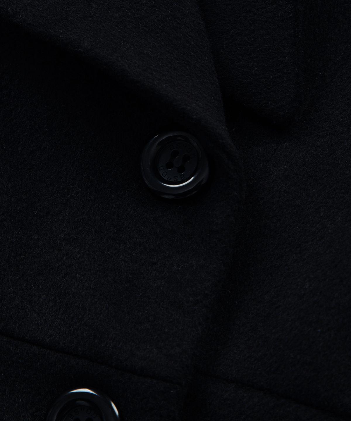 애즈온(ASON) FOY BUTTON SHORT COAT / BLACK
