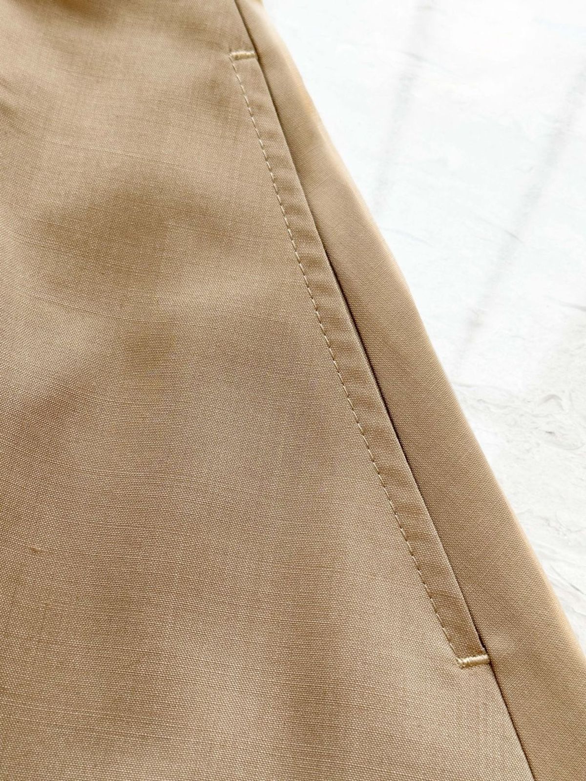 엘시 아일랜드(ELCY ISLAND) Grace Organza-Trim Wool Shorts (BEIGE)