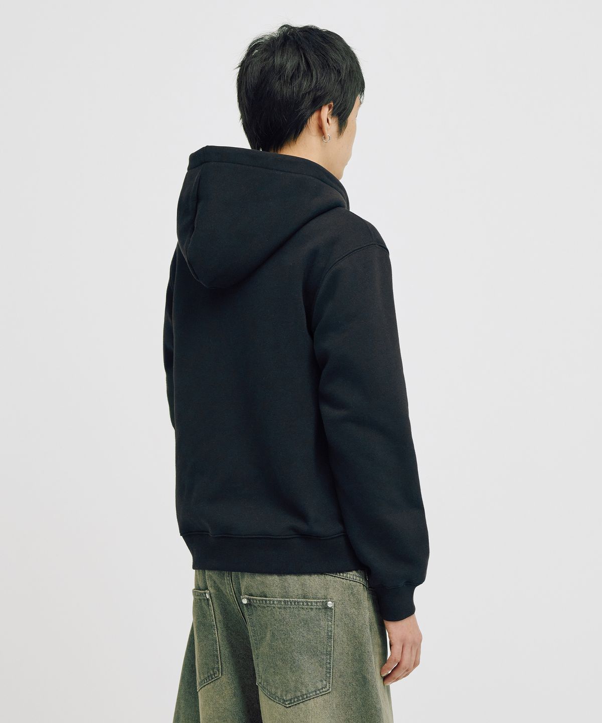 테이크이지(TAKEASY) [크롭 티셔츠 추가] 아일렛 크롭 후드집업 (블랙)