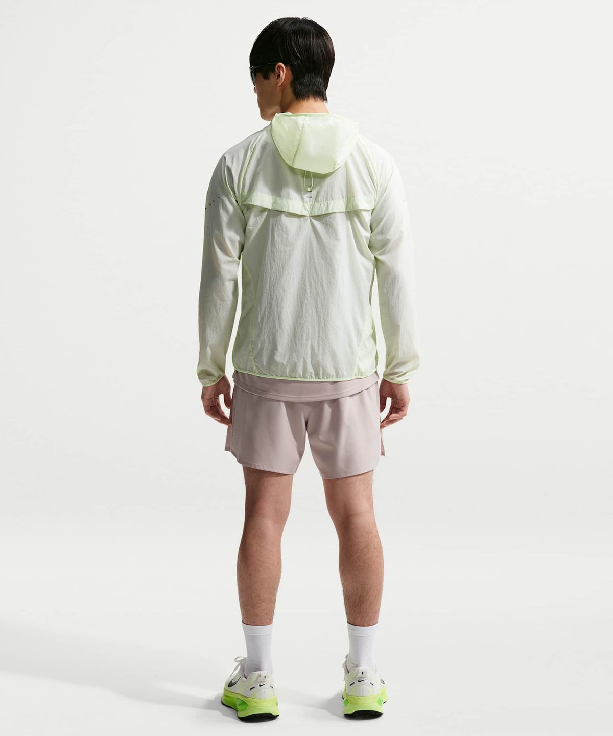 나이키(NIKE) 스트라이드 리펠 UV 러닝 재킷 M - 배얼리 볼트 / HV4549-737
