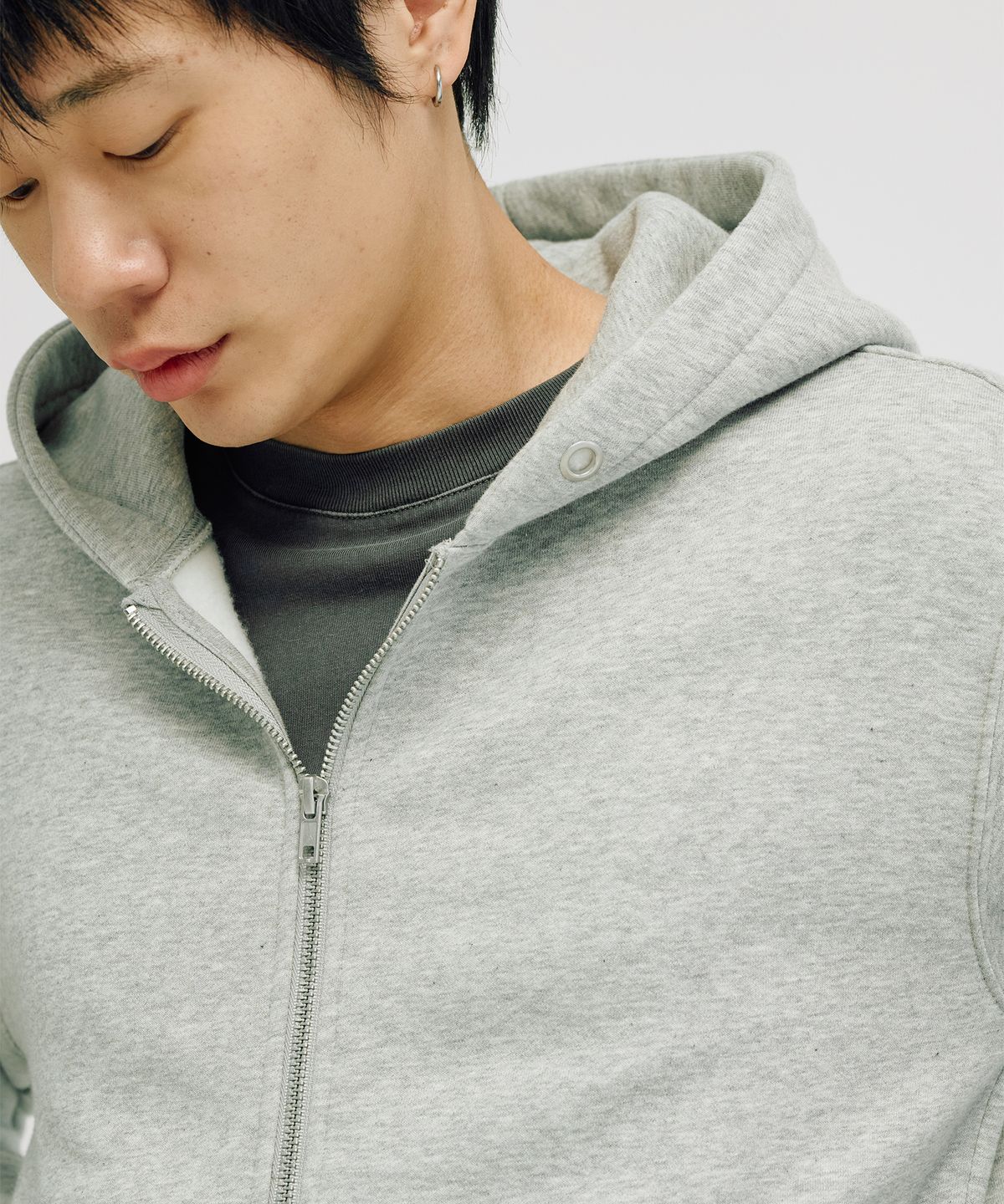 테이크이지(TAKEASY) [크롭 티셔츠 추가] 아일렛 크롭 후드집업 (멜란지그레이)