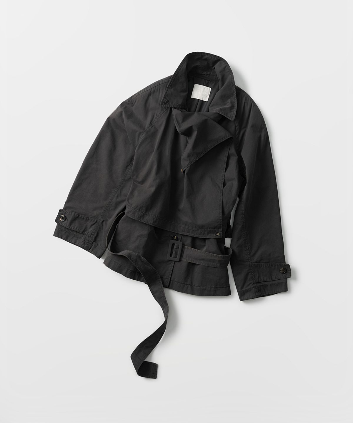 베르소(VERSO) Washed Draped Belted Trench Jacket (sunwashed beige washed charcoal)
