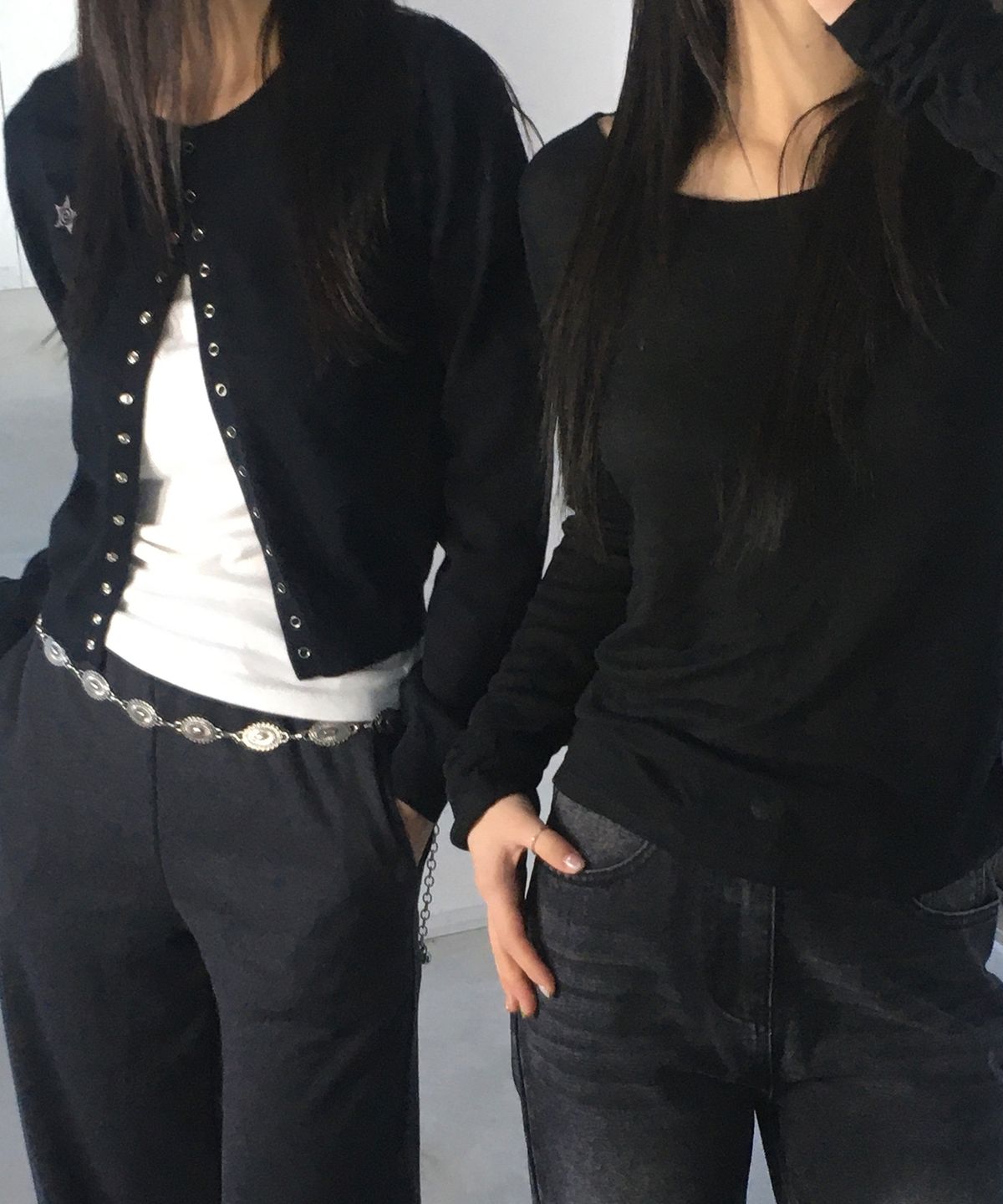 칙스(CHICKS) 라운드넥 가디건 블랙