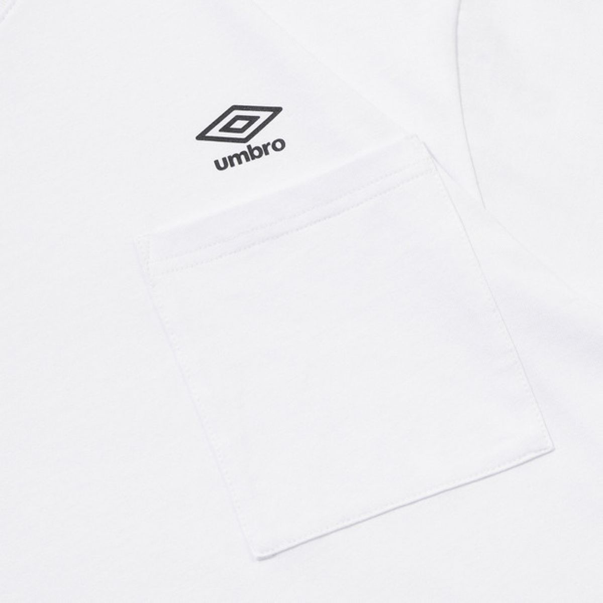 엄브로(UMBRO) 포켓 코튼 긴팔 티셔츠 화이트 UR121CRL11