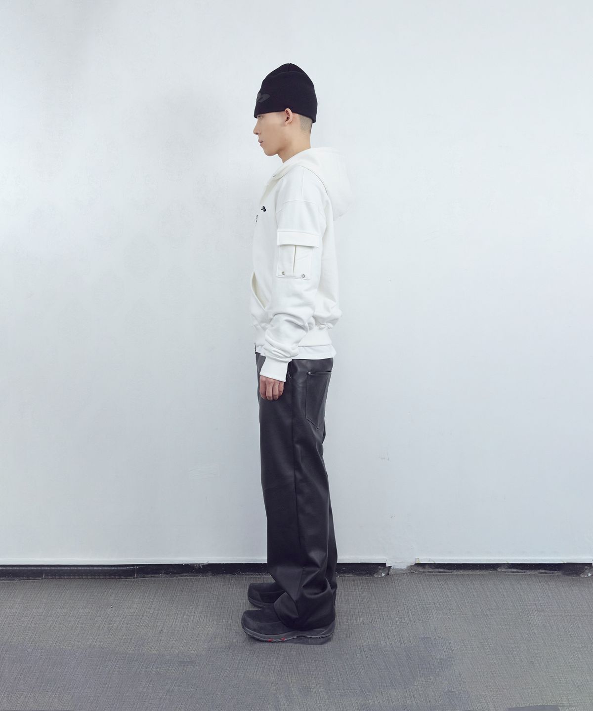 탄산마그네슘(TANSANMAGNESIUM) 설라노X탄산 사이드 포켓 후드집업 (화이트)
