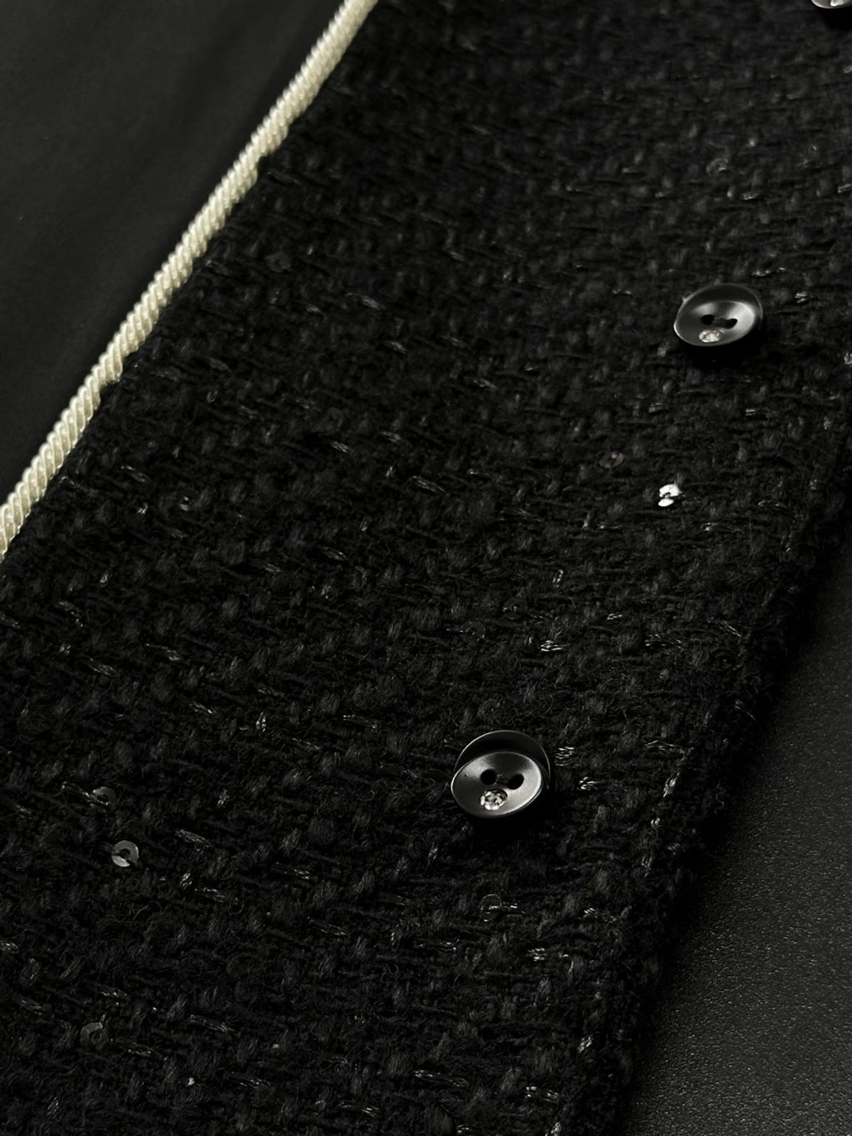 엘시 아일랜드(ELCY ISLAND) Hourglass Tailored Tweed Jacket (BLACK)