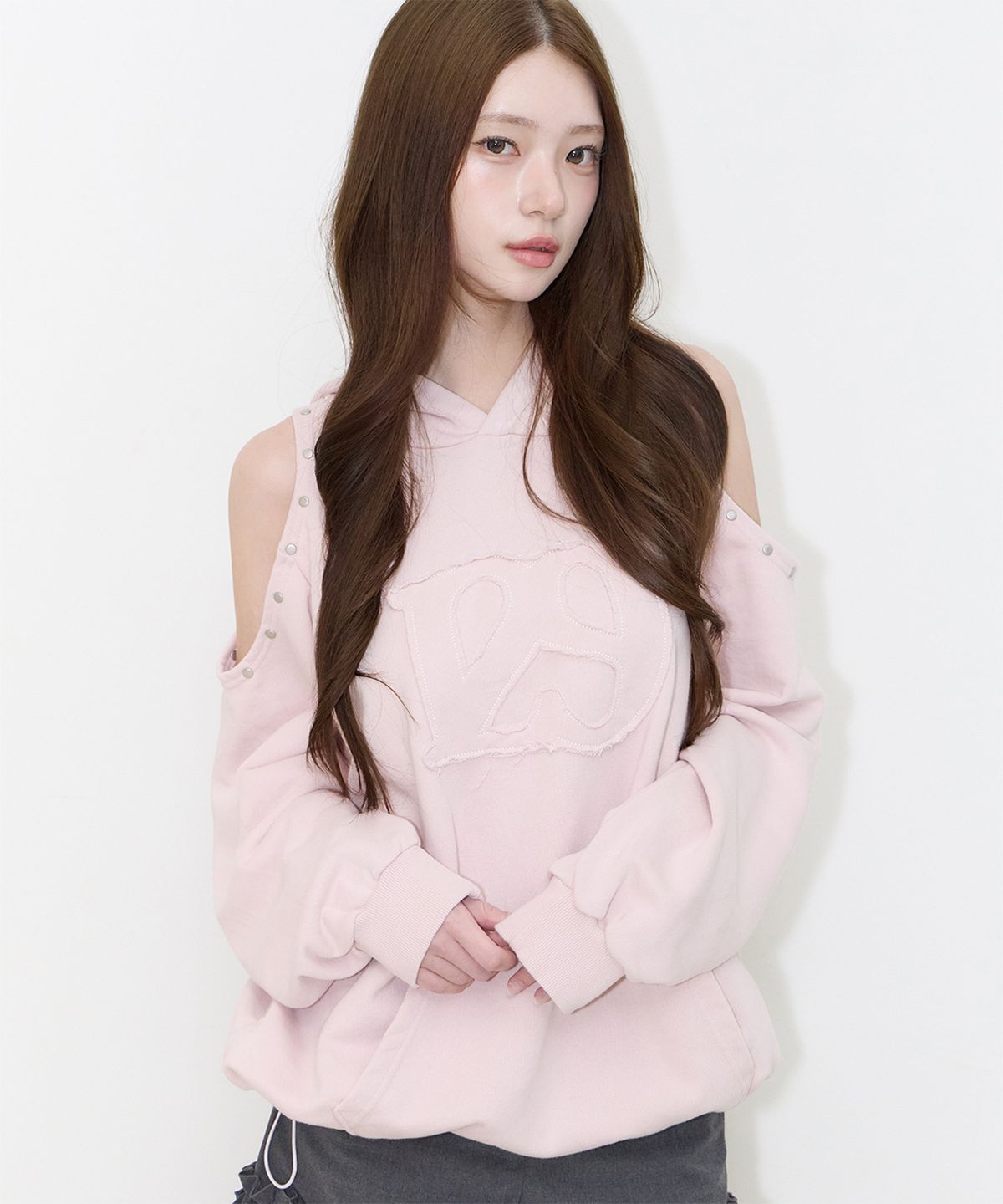 일리고(ILLIGO) 129 컷아웃 오버핏 후드티 핑크