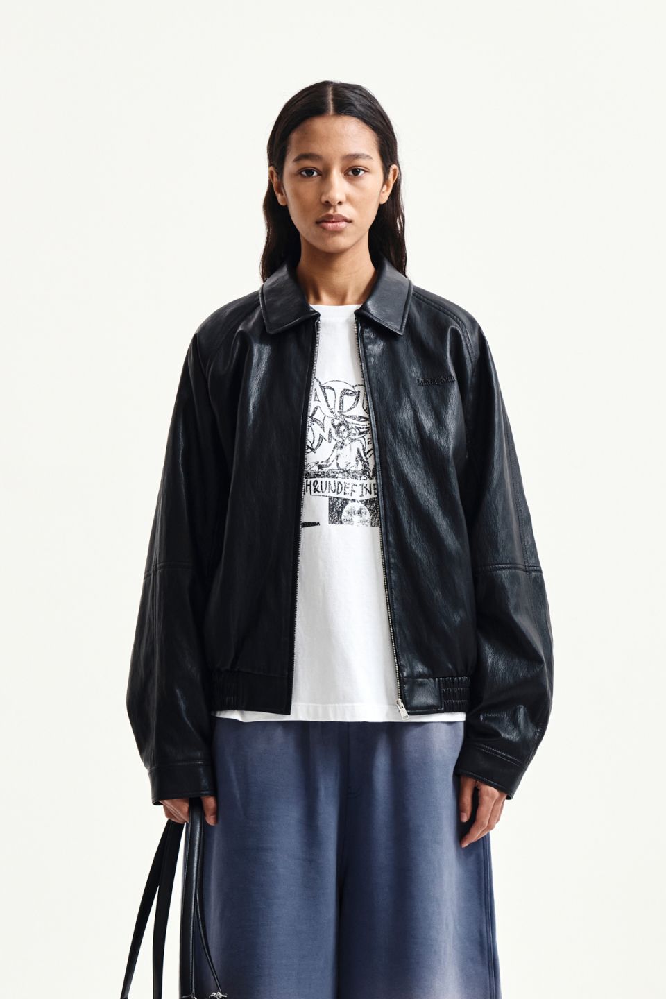 MUSINSA公式 | MATIN KIM SMALL LOGO FAUX LEATHER ZIP UP JUMPER IN BLACK