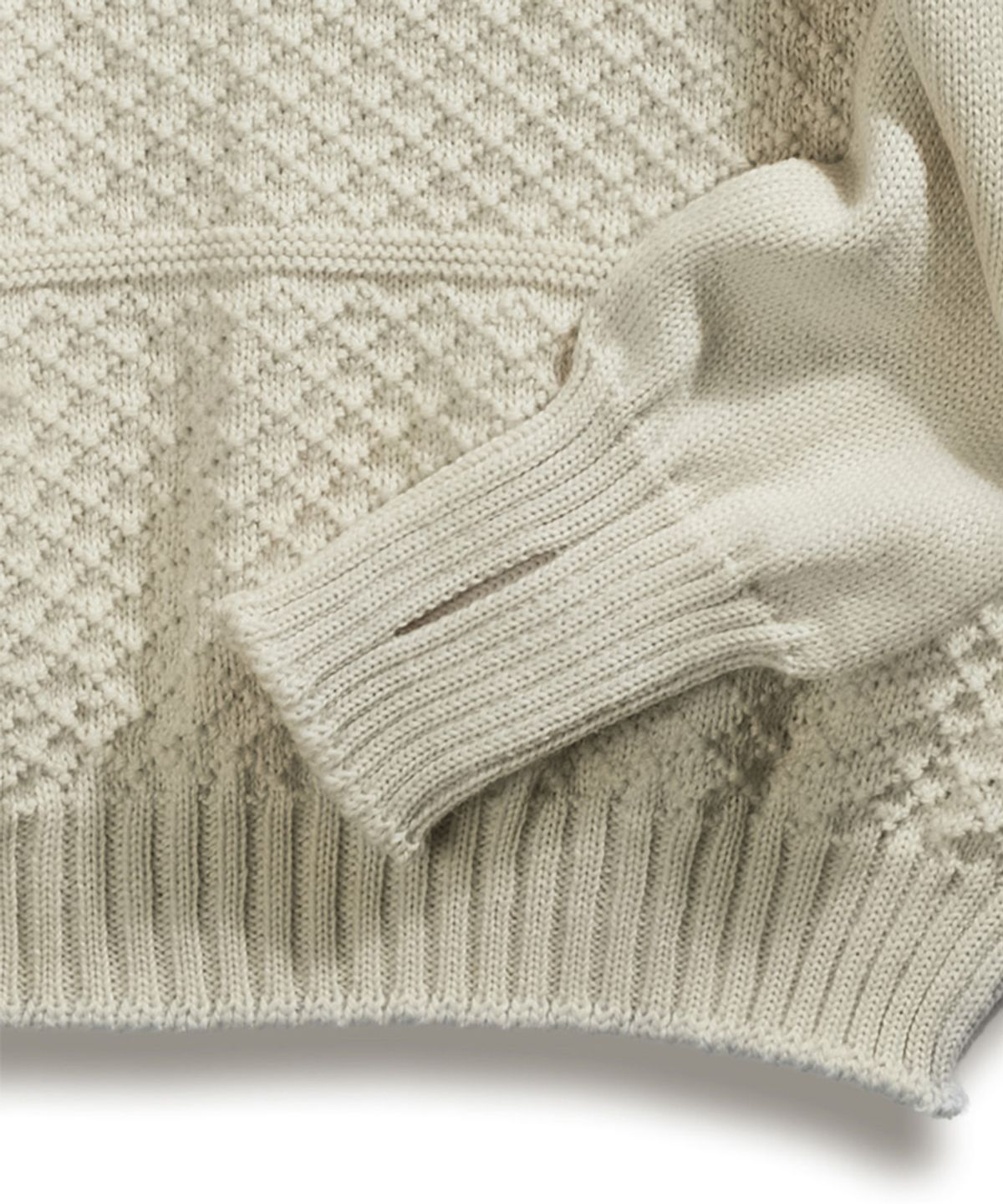건지 울른스(Guernsey Woollens) 아란 하프 버튼 스웨터 - 아란