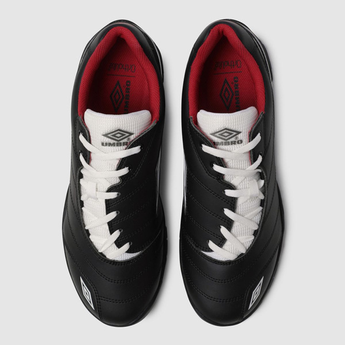 엄브로(UMBRO) CLEAT (클리트) 블랙/레드 UR123CTP23