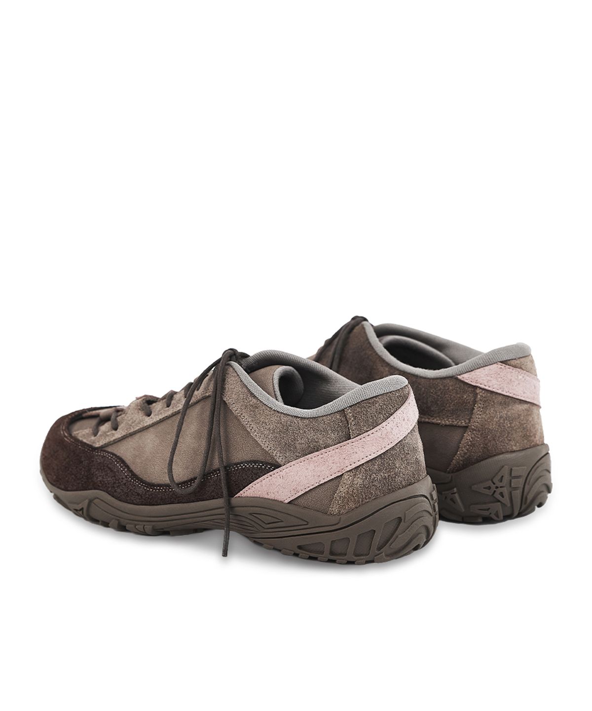 네거티브쓰리(NEGATIVETHREE) Curved Lace No.2 Sneakers_Multi Taupe