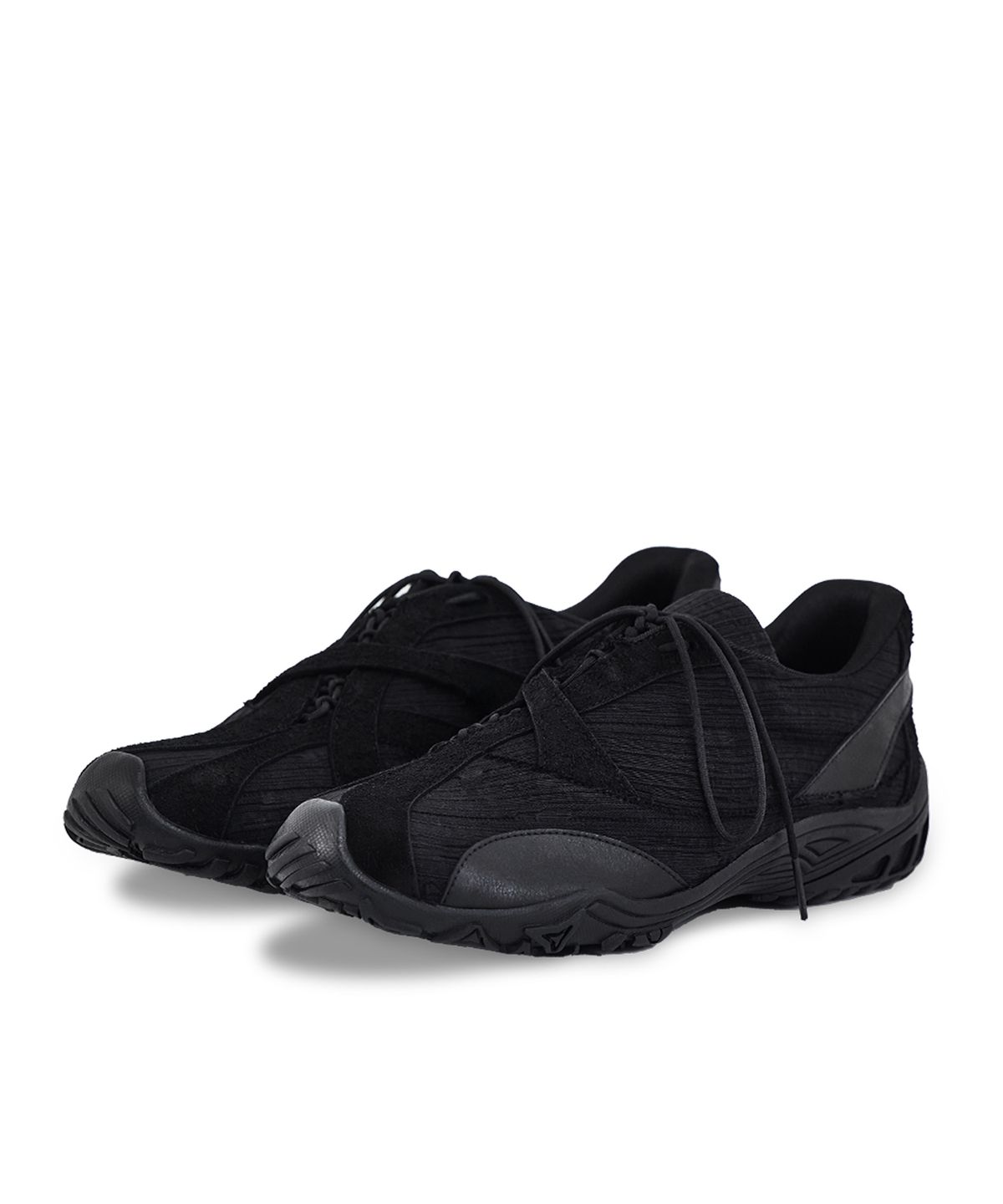 네거티브쓰리(NEGATIVE THREE) Asymmetry No.3 Sneakers_Black