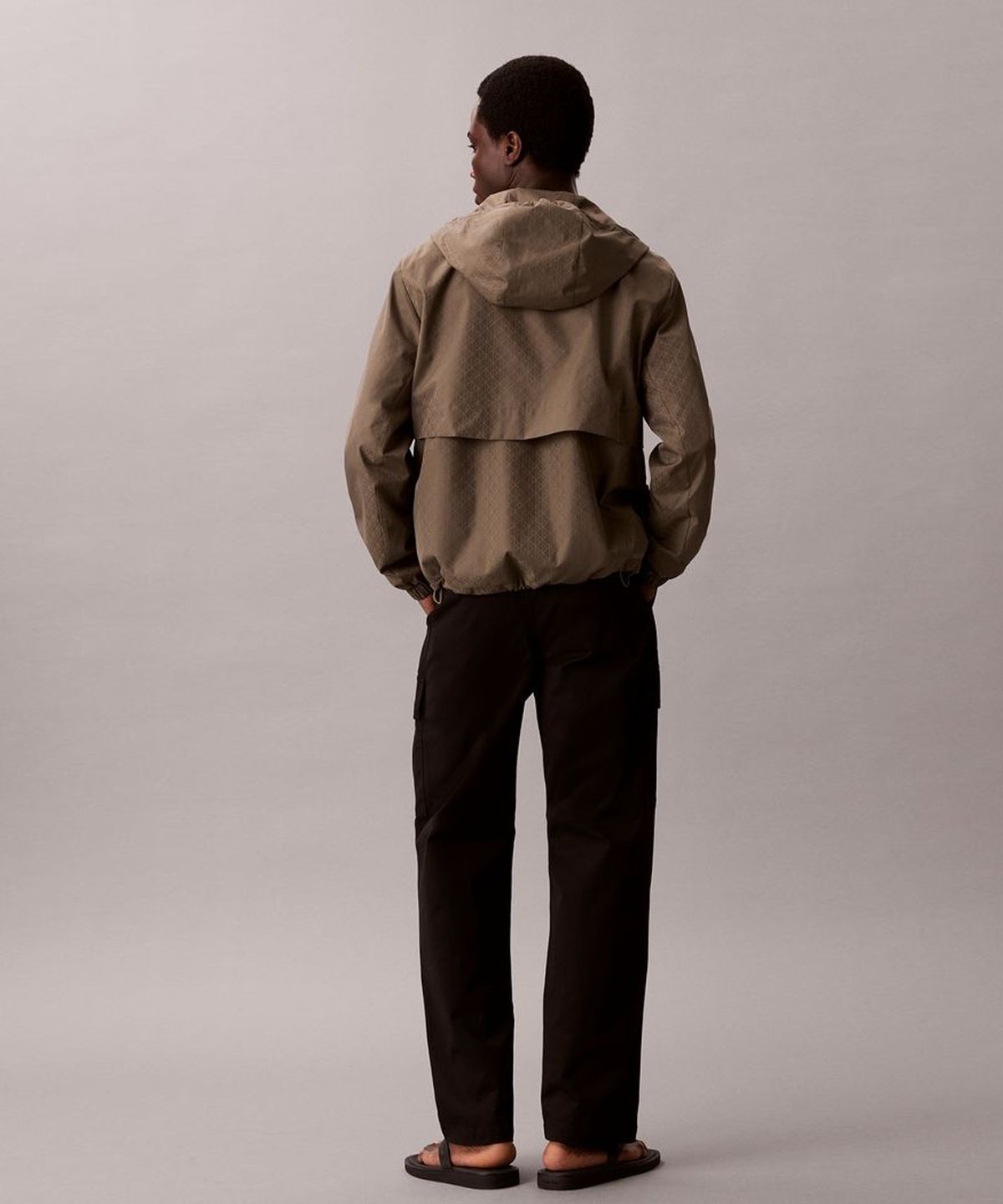 캘빈클라인 진(CALVIN KLEIN JEANS) 90s 스트레이트 치노 팬츠 4RF607G UB1