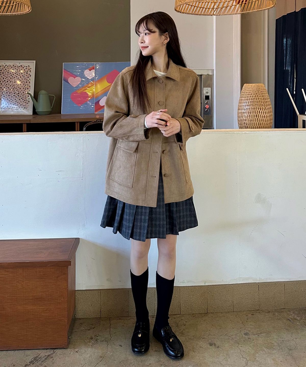 마리끌레르(MARIE CLAIRE) 스웨이드 하프 자켓(MAGAJK07MBE)