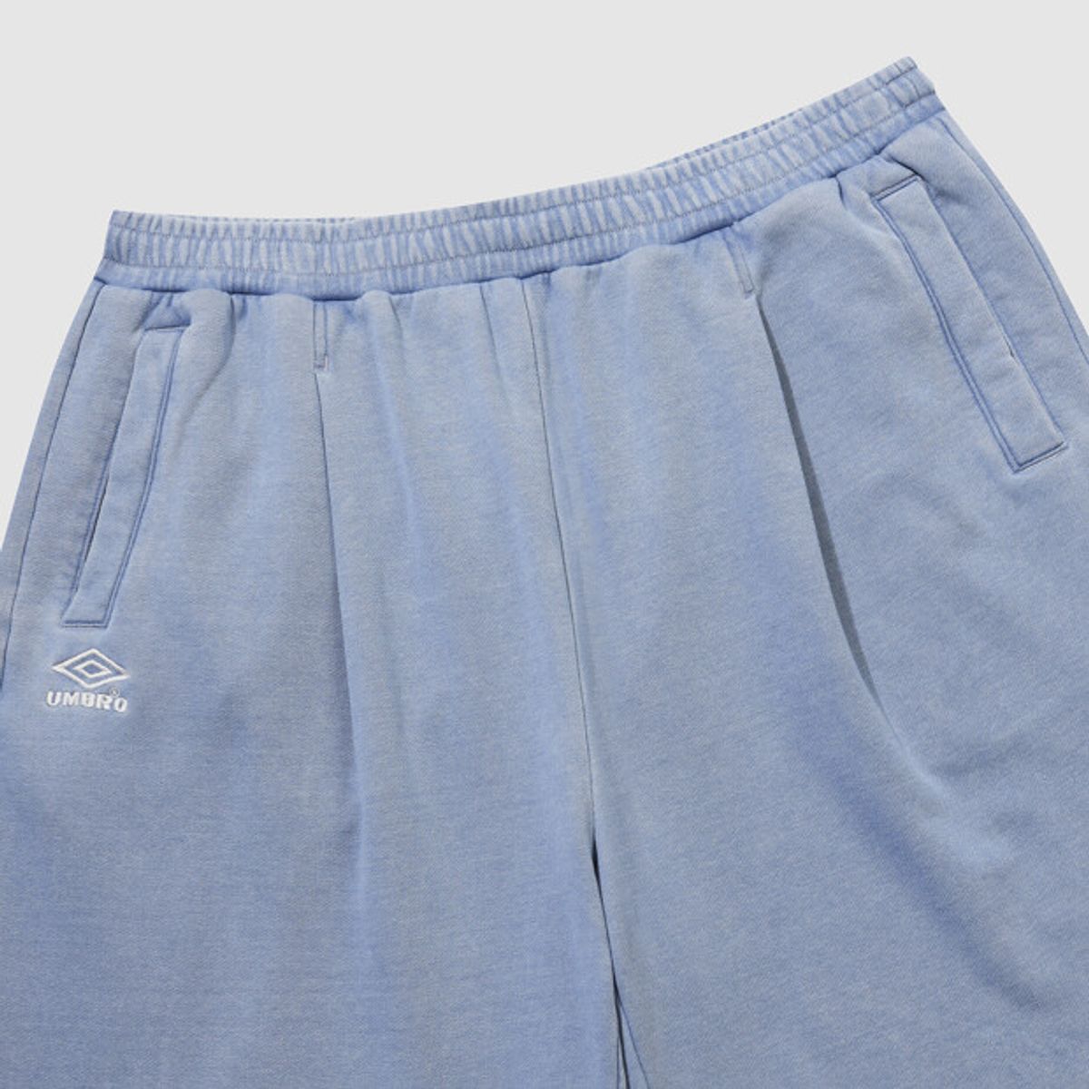 엄브로(UMBRO) HBL 엄그레이 빈티지 6부 버뮤다 스웨트 반바지 연청 UR121CHP22