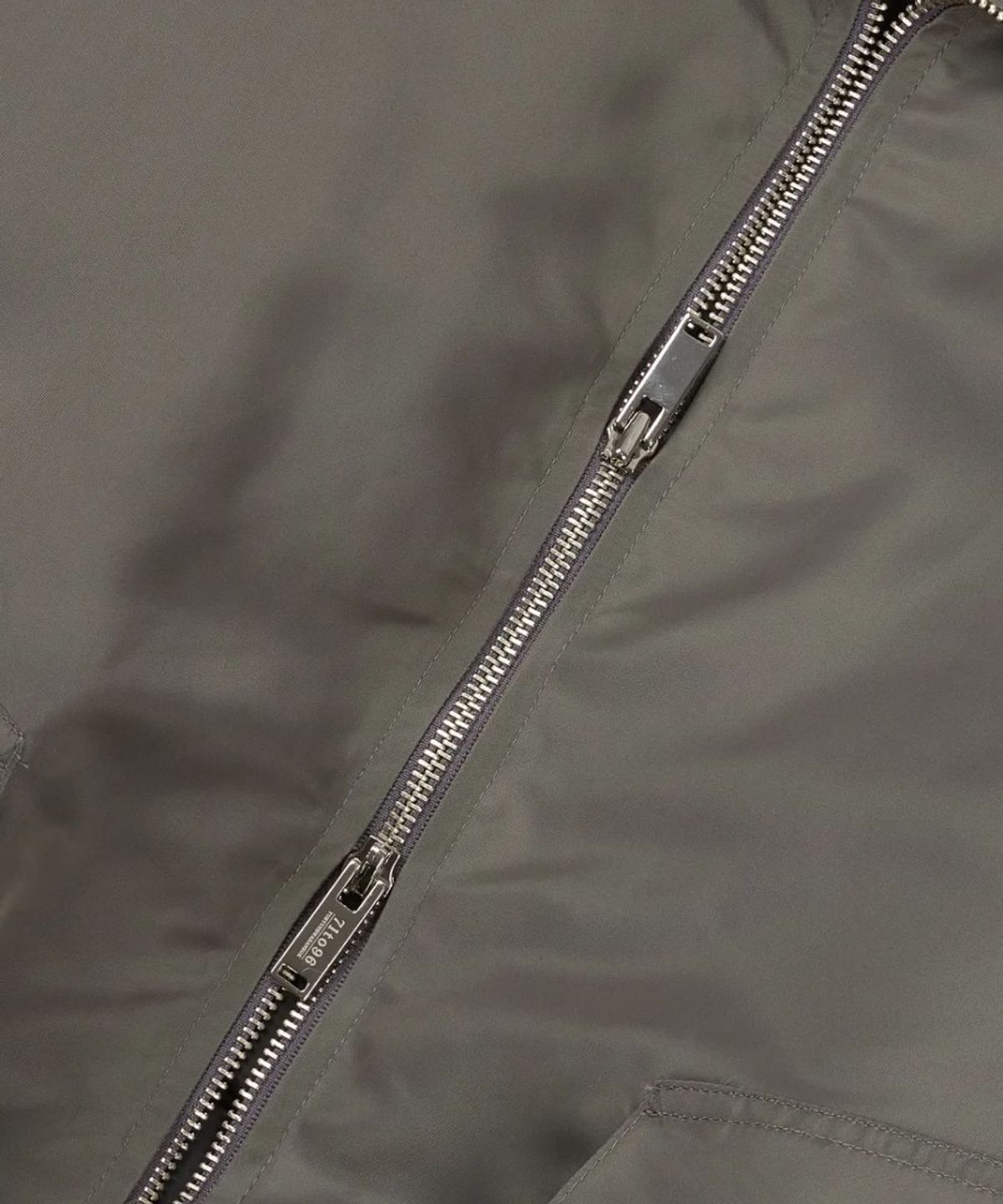 칠 하나 투 구육(71TO96) Gonryongpo MA-1 Jumper (Khaki)