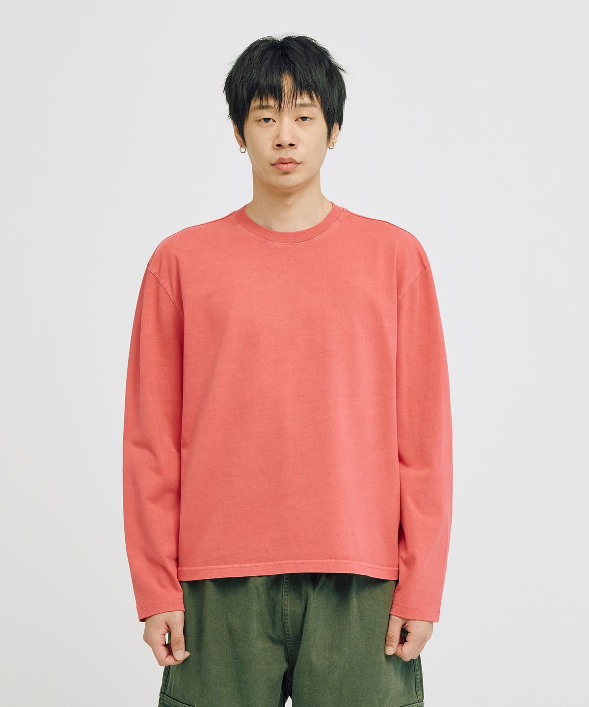 테이크이지(TAKEASY) 피그먼트 레이어드 크롭티 (그레이+인디핑크)