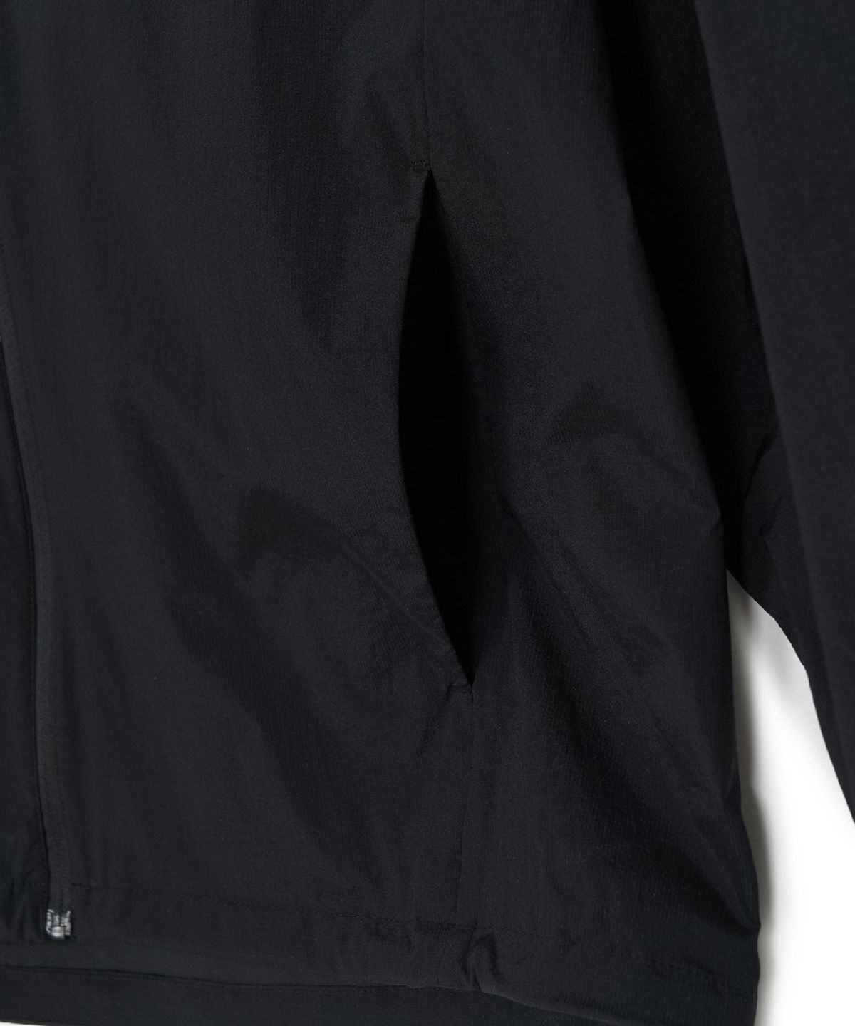 엠엘비(MLB) 스포티브 초경량 러닝 바람막이 NY (Black)