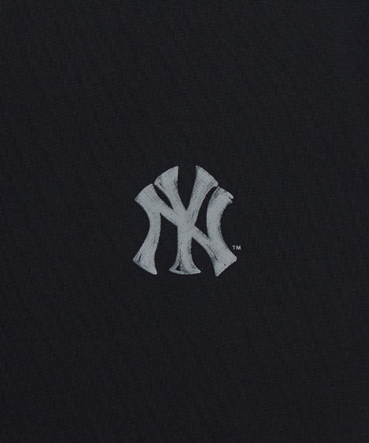 엠엘비(MLB) 베이직 심플 스트릿 로고 오버핏 반팔 티셔츠 NY (Black)