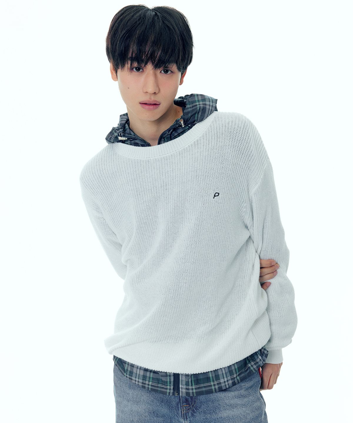 플랙(PLAC) 로고 라운드 니트