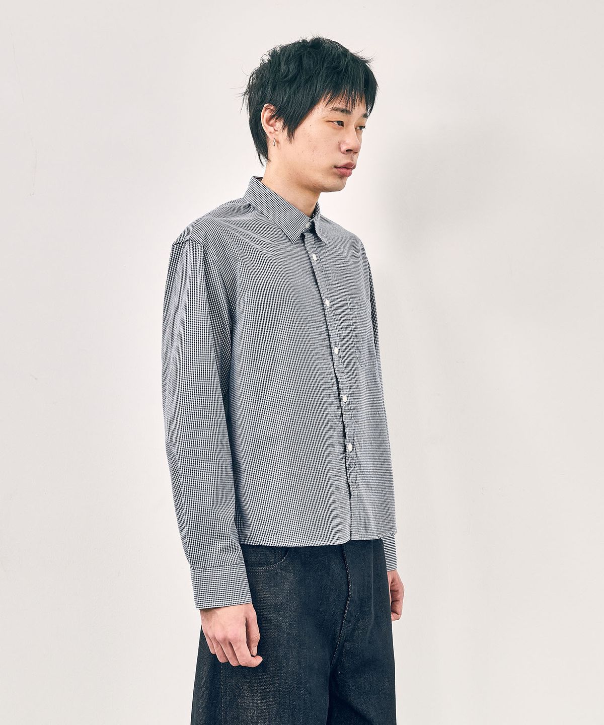 테이크이지(TAKEASY) 컴포트 크롭 셔츠 (네이비)