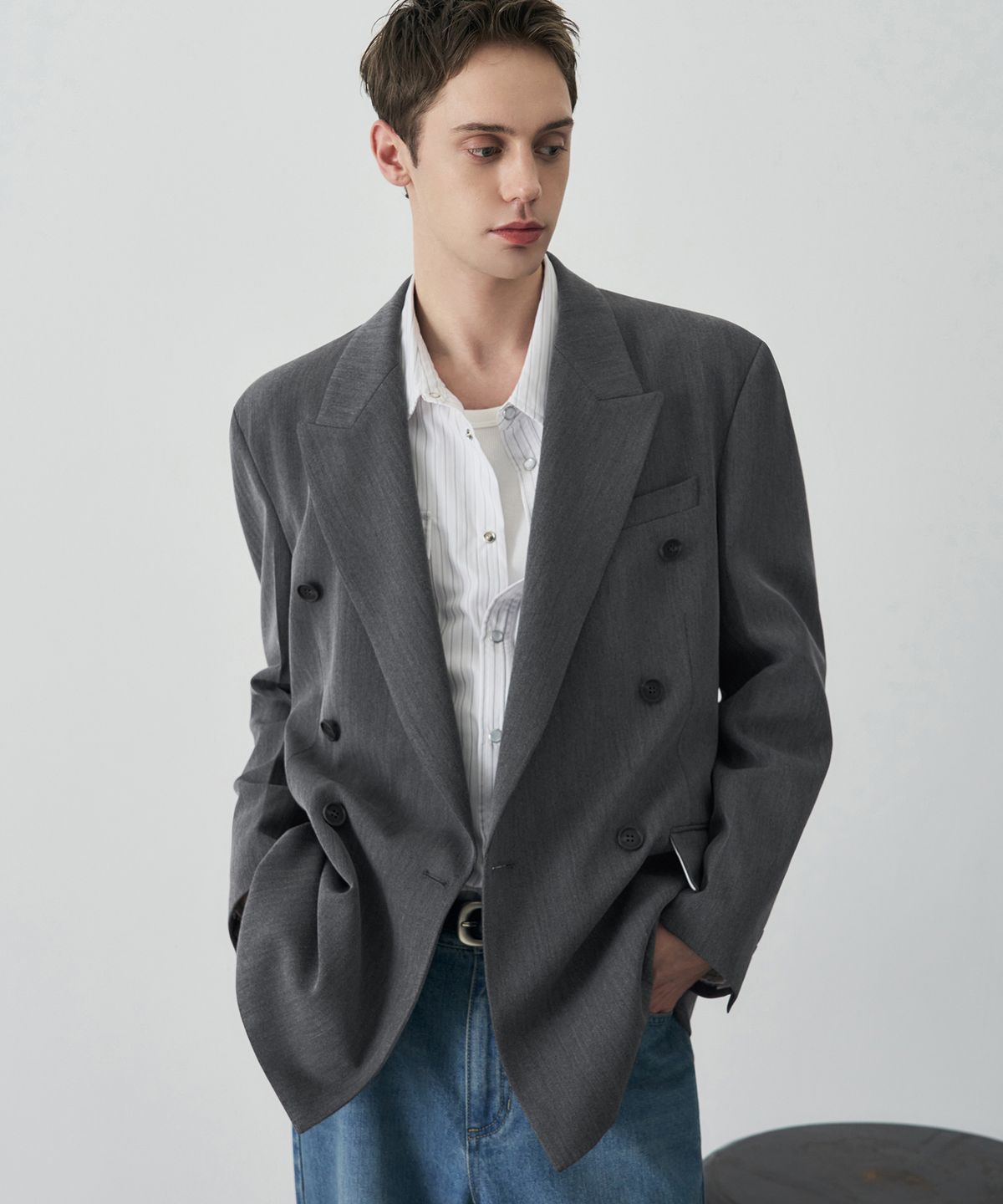 드로우핏(DRAW FIT) 헤링본 테일러드 더블 블레이저 [GREY]