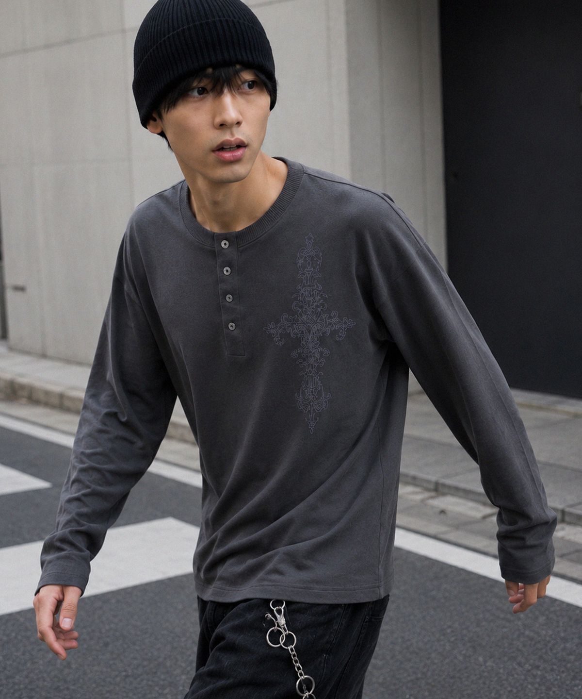 그레이버(GRAVER) [UNISEX]SIM CROSS 헨리넥 롱슬리브 티셔츠_3color