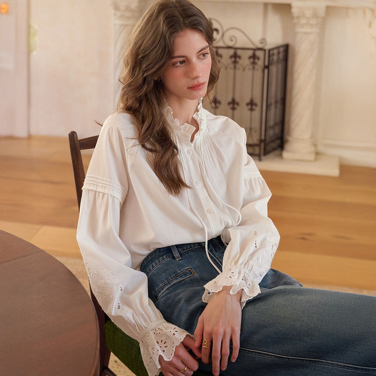 심플레트로(SIMPLE RETRO) SR_French hollow lace blouse