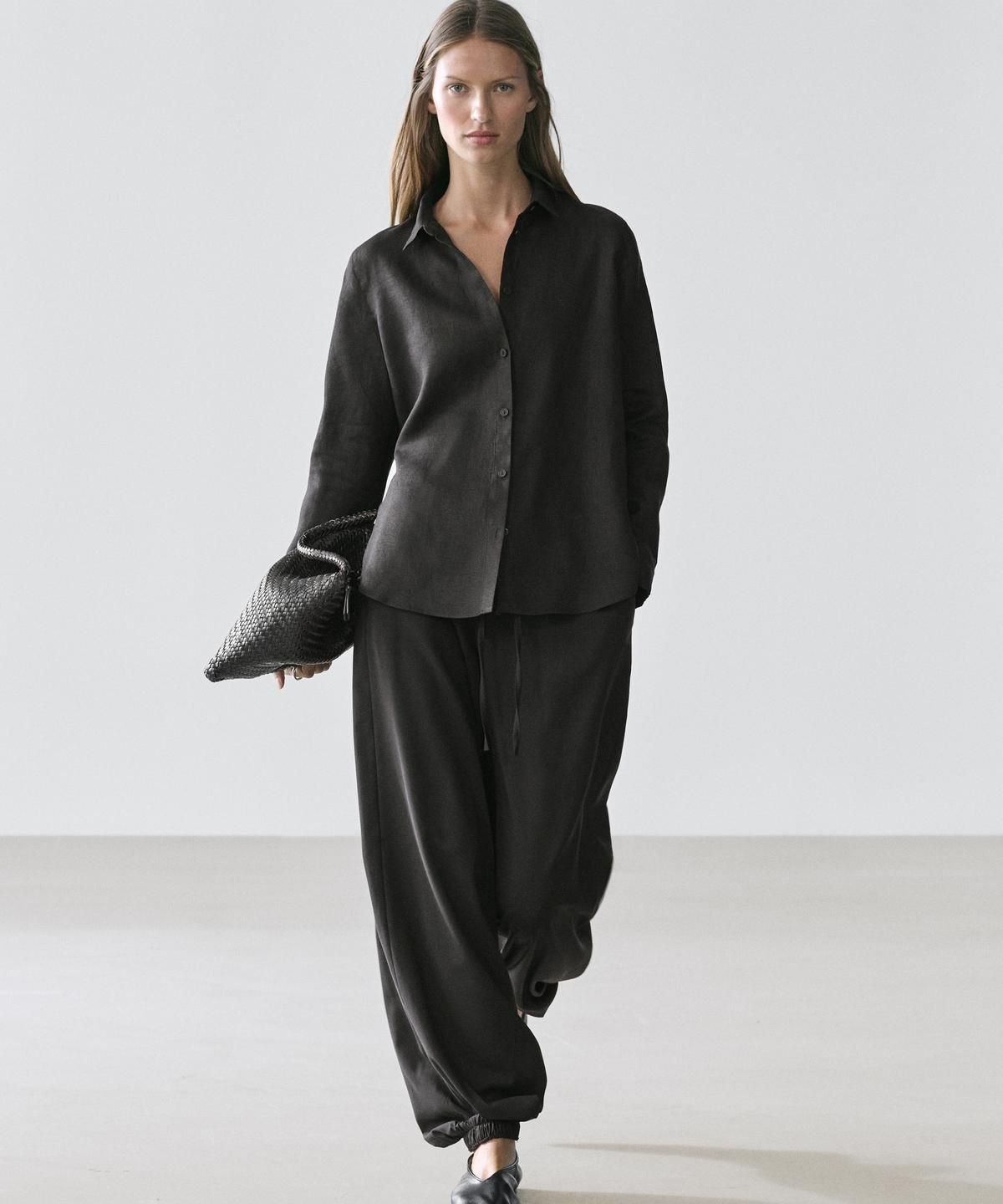 마시모두띠(MASSIMO DUTTI) 린넨 루즈핏 셔츠