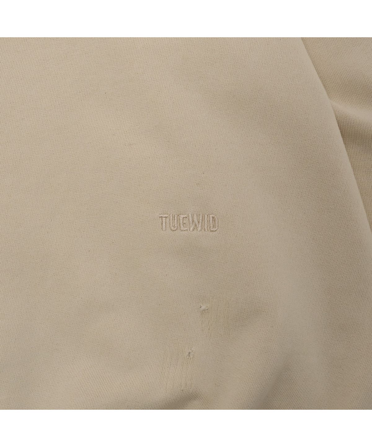 투위드(TUEWID) Tuewid classic embroidery set up zip up in Eggshell  0.0 (0)