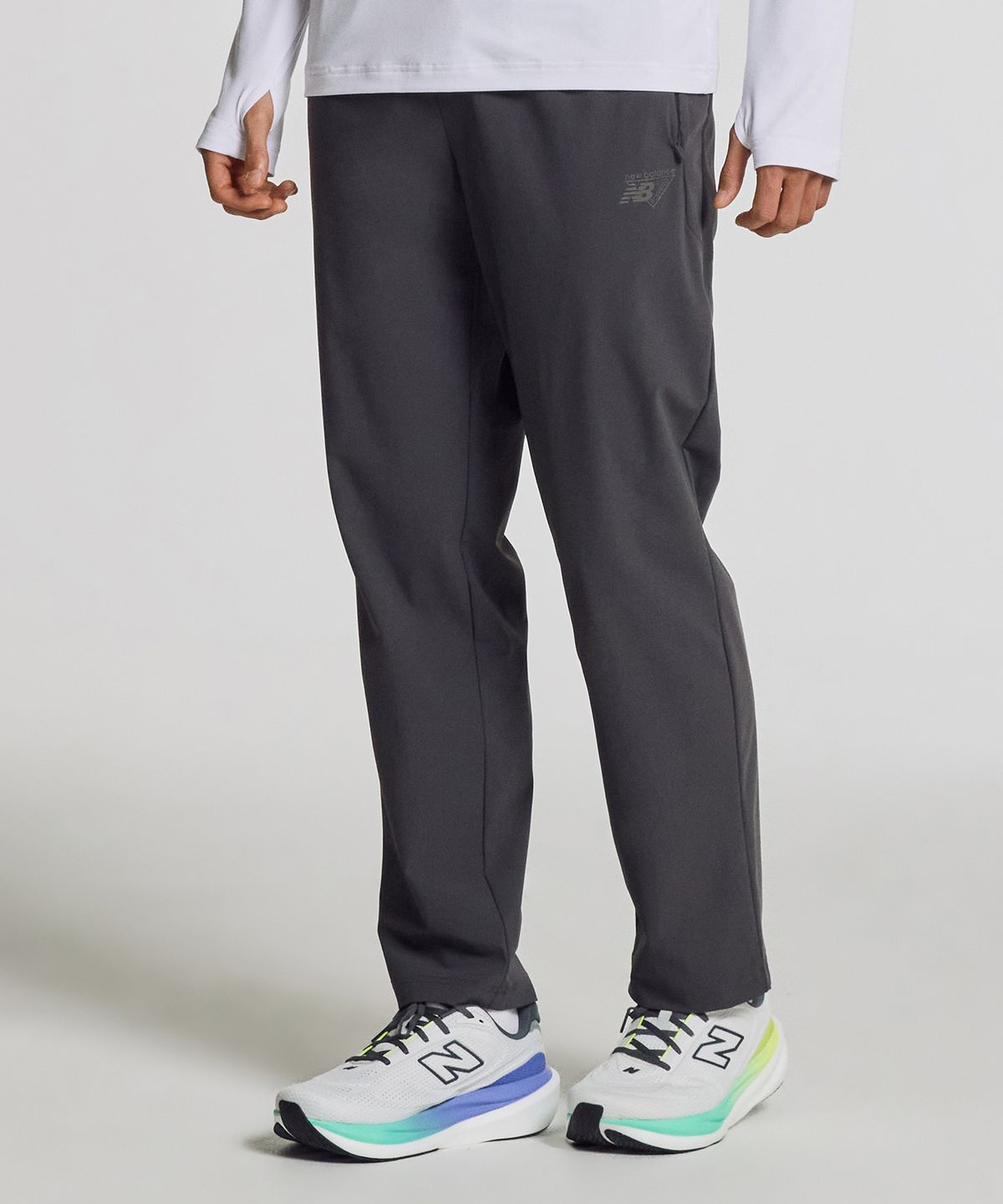 뉴발란스(NEW BALANCE) NBMLG25303 / UNI RC 트리코트 스트레이트팬츠 (CHARCOAL)